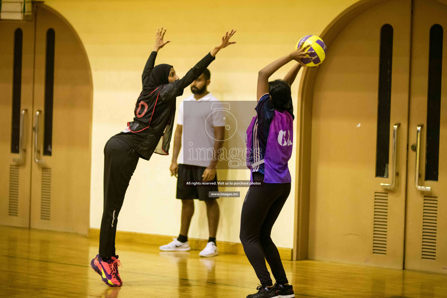 Kulhudhuffushi Youth & R.C vs Shining Star Sports Club in the Semi Finals of Milo National Netball Tournament 2021 held on 3 December 2021 in Male', Maldives, photos by Maanish