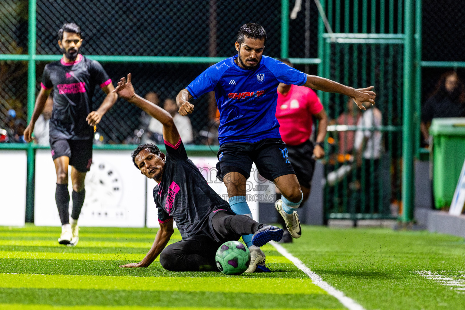 FC Calms Blue vs JJ Sports Club in Day 1 of Quarter Finals of BG Futsal Challenge 2024 was held on Friday , 29th March 2024, in Male', Maldives Photos: Nausham Waheed / images.mv