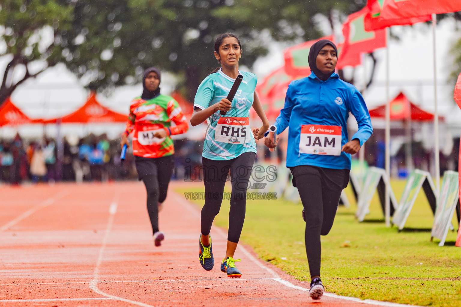 Day 6 of Inter-school Athletics Championship 2025 held in Ekuveni Synthetic Track, Male', Maldives on Sunday, 12th October 2025. Photos by: Areef Adam / Images.mv