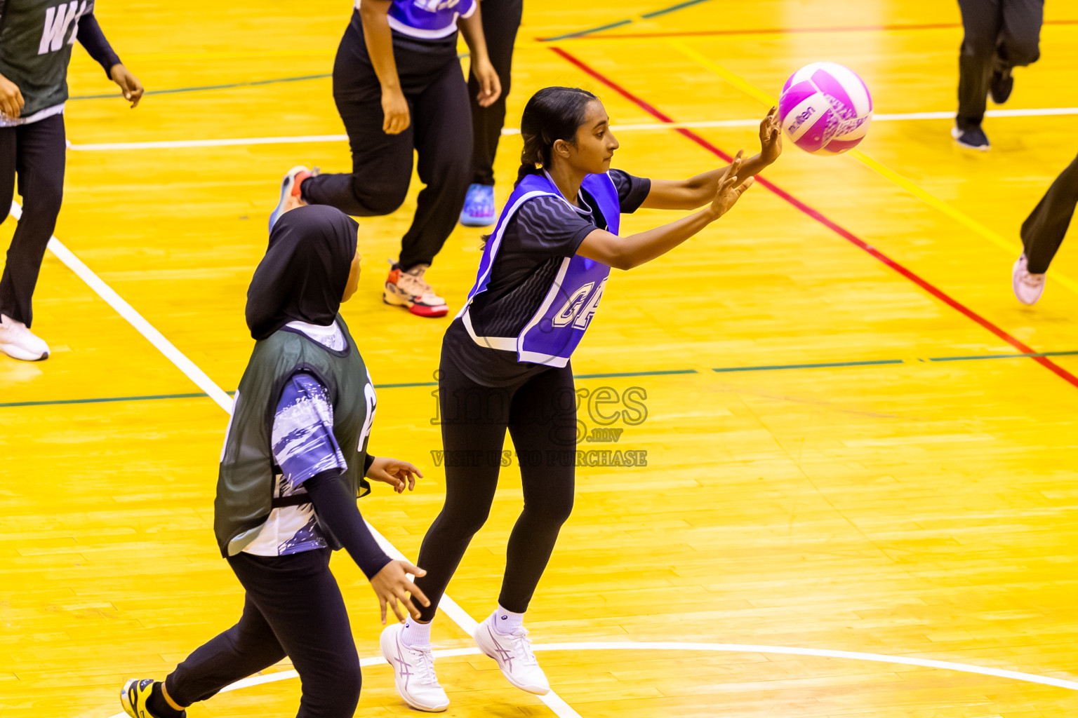 SC Skylark vs SC Shining Star in Day 7 of 24th Milo Netball Association Championship was held in Social Center at Male', Maldives on Sunday, 7th September 2025. Photos: Nausham Waheed / images.mv