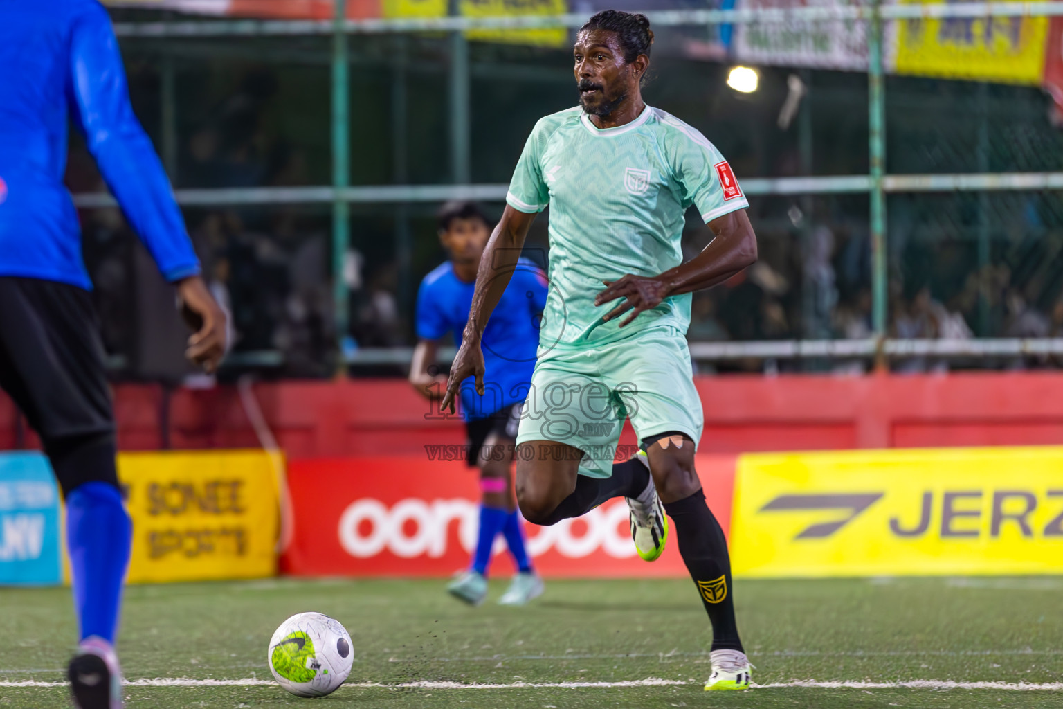 B Kendhoo vs B Thulhaadhoo in Day 21 of Golden Futsal Challenge 2024 was held on Sunday , 4th February 2024 in Hulhumale', Maldives
Photos: Ismail Thoriq / images.mv