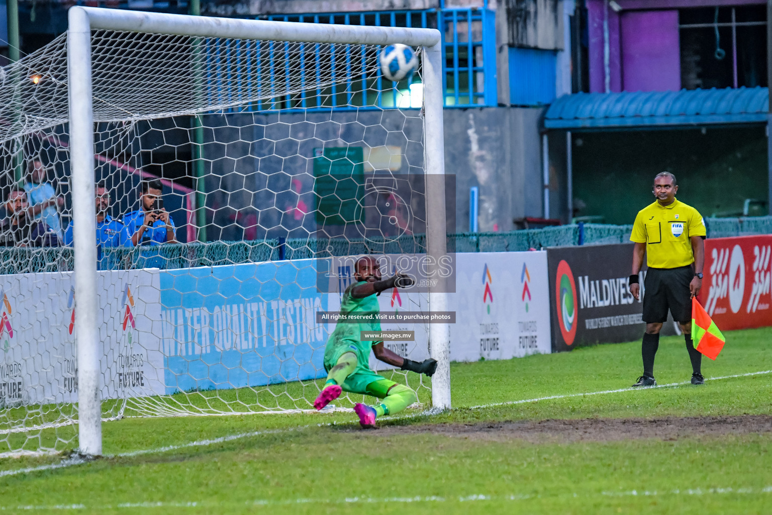 Buru Sports Club vs New Radiant Sports Club in the 2nd Division 2022 on 14th Aug 2022, held in National Football Stadium, Male', Maldives Photos: Nausham Waheed / Images.mv