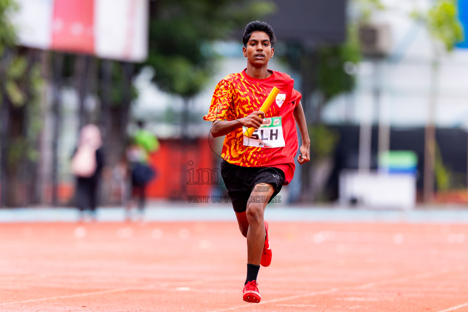 Day 6 of Inter-school Athletics Championship 2025 held in Ekuveni Synthetic Track, Male', Maldives on Sunday, 12th October 2025. Photos by: Nausham Waheed / Images.mv