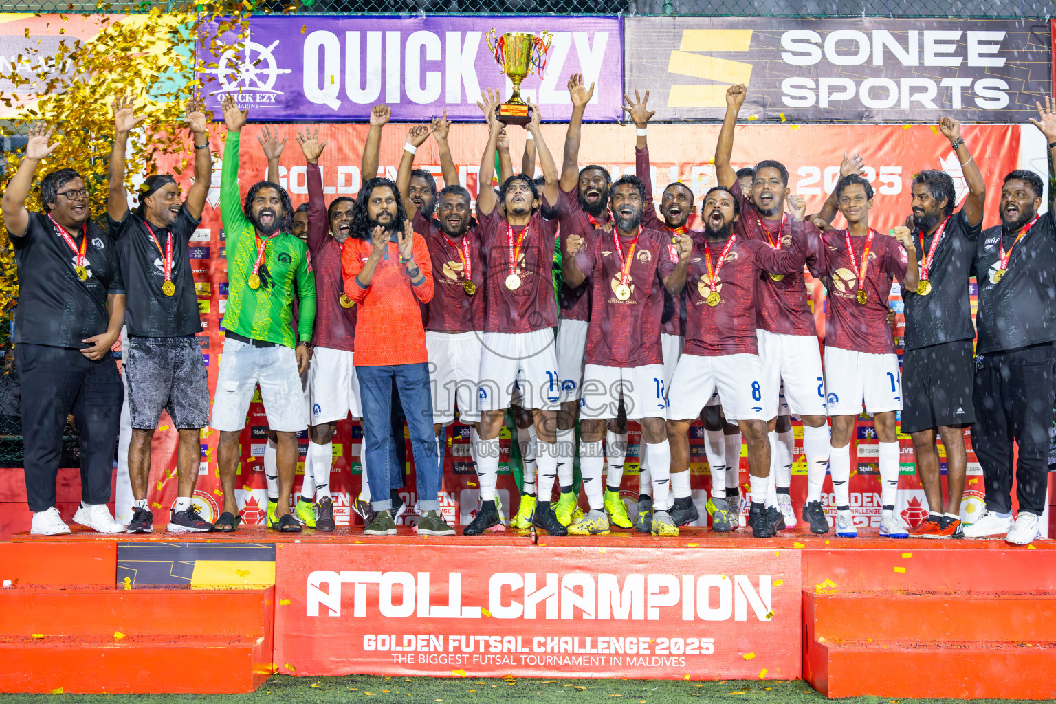 V Felidhoo vs V Keyodhoo in Atoll Round Final on Day 22 of Golden Futsal Challenge 2025 was held on Sunday , 26th January 2025, in Hulhumale', Maldives.
Photos: Ismail Thoriq / images.mv