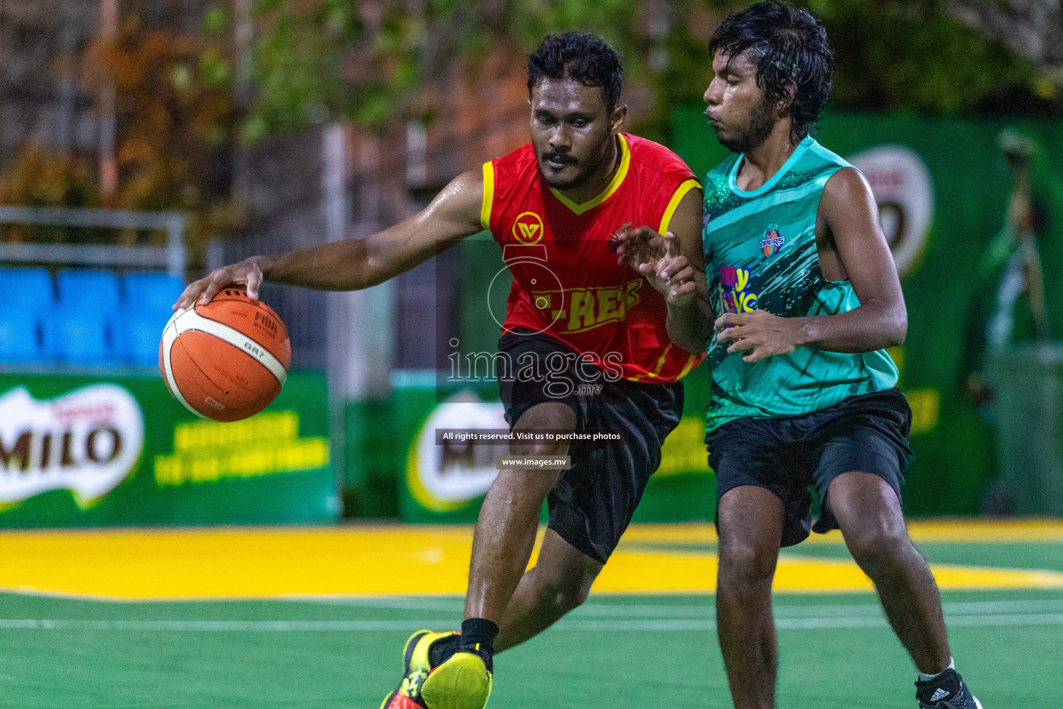 Finals of Weekend League 2021 was held on Monday, 6th December 2021, at Ekuveni Outdoor Basketball court Photos: Ismail Thoriq / images.mv