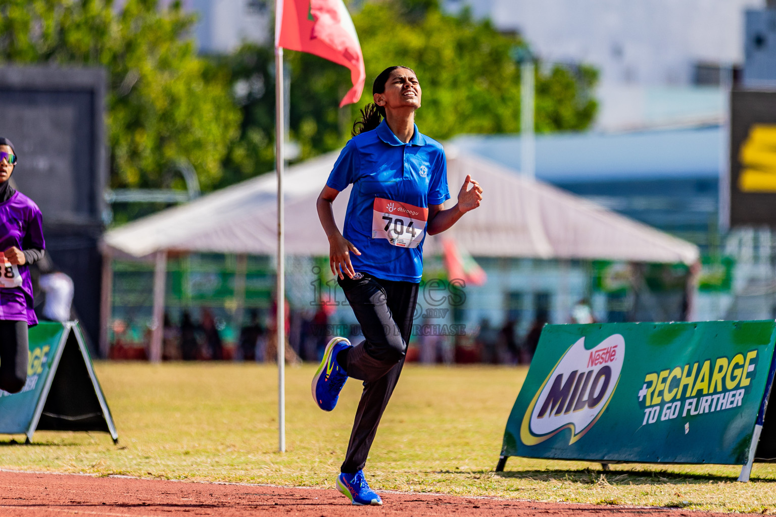 Day 3 of Inter-school Athletics Championship 2025 held in Ekuveni Synthetic Track, Male', Maldives on Wednesday, 08th October 2025. Photos by: Areef Adam / Images.mv
