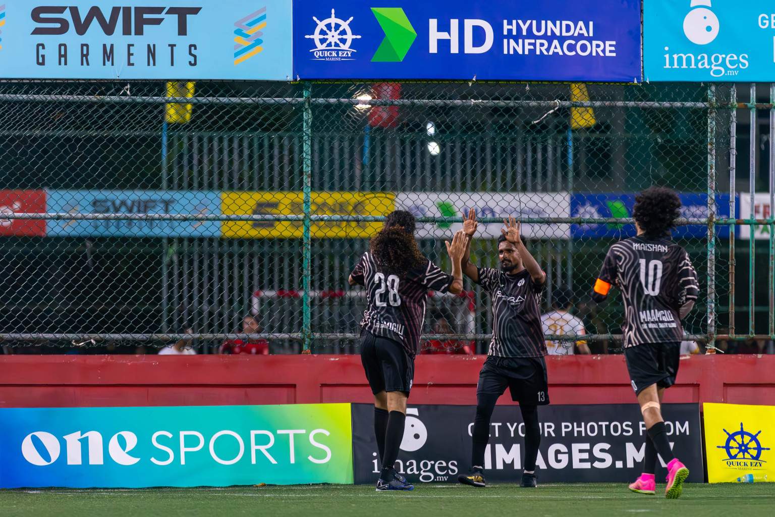 ADh Maamigili vs ADh Fenfushi in Day 12 of Golden Futsal Challenge 2024 was held on Friday, 26th January 2024, in Hulhumale', Maldives
Photos: Ismail Thoriq / images.mv