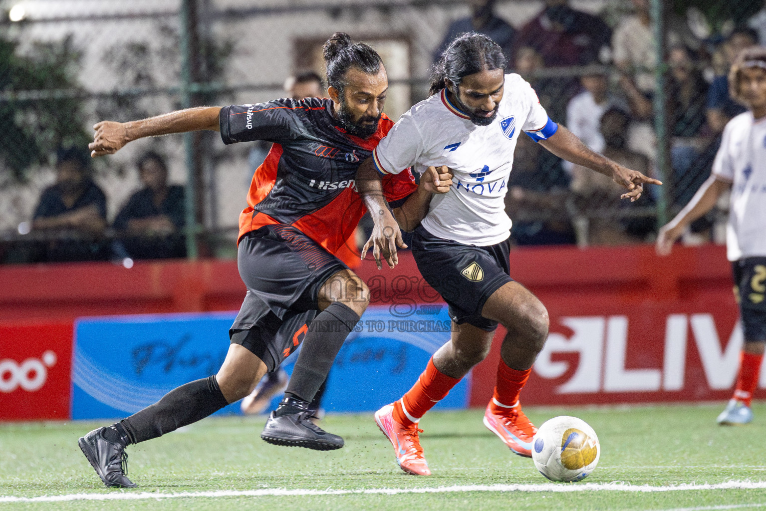 Kuda Huvadhoo vs Mulak in zone round on Day 29 of Golden Futsal Challenge 2025 was held on Sunday , 2nd February 2025, in Hulhumale', Maldives. Photos: Shuu Abdul Sattar / images.mv