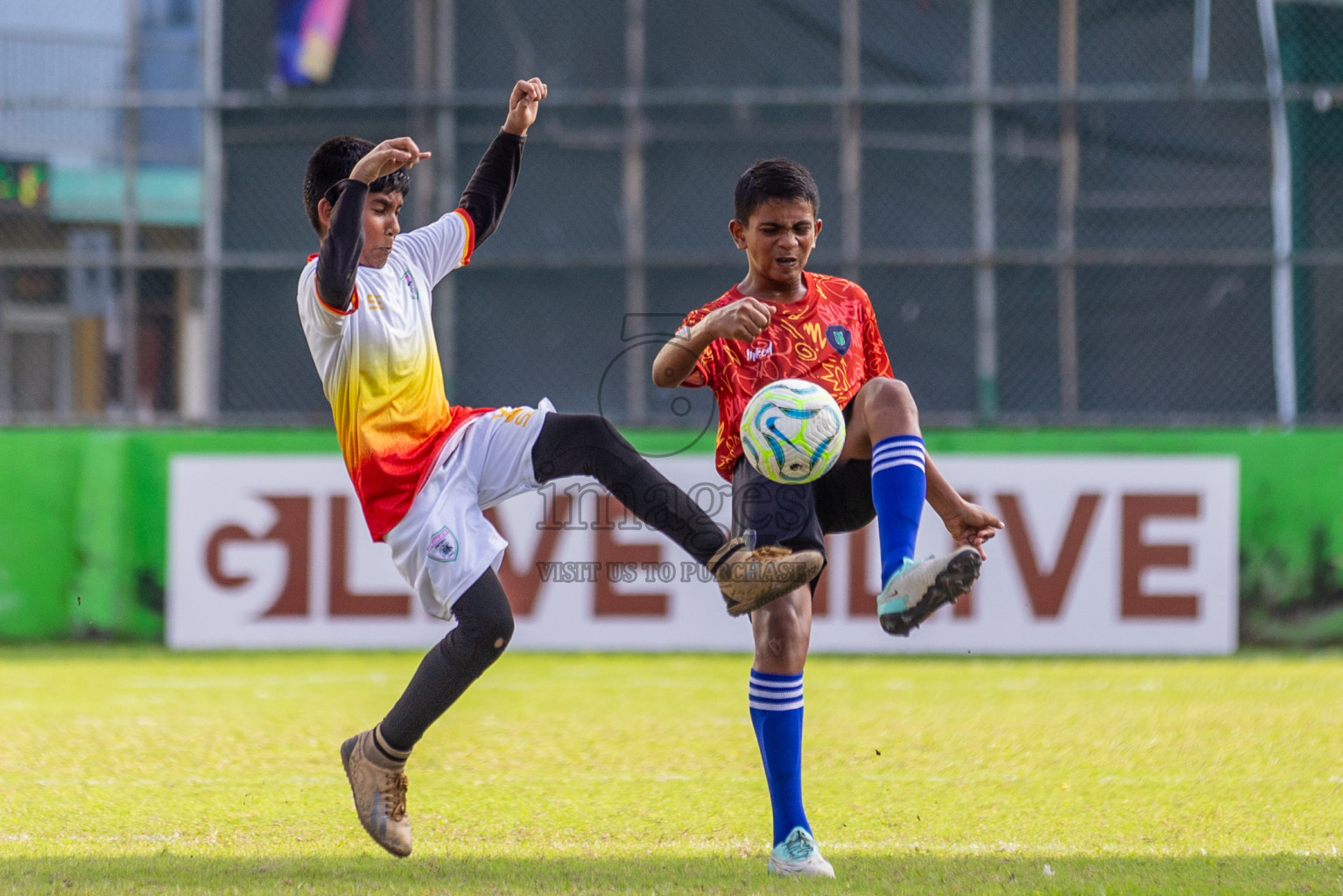 Club Eagles vs Super United Sports (U12) in Day 4 of Dhivehi Youth League 2024 held at Henveiru Stadium on Thursday, 28th November 2024. Photos: Shuu Abdul Sattar/ Images.mv