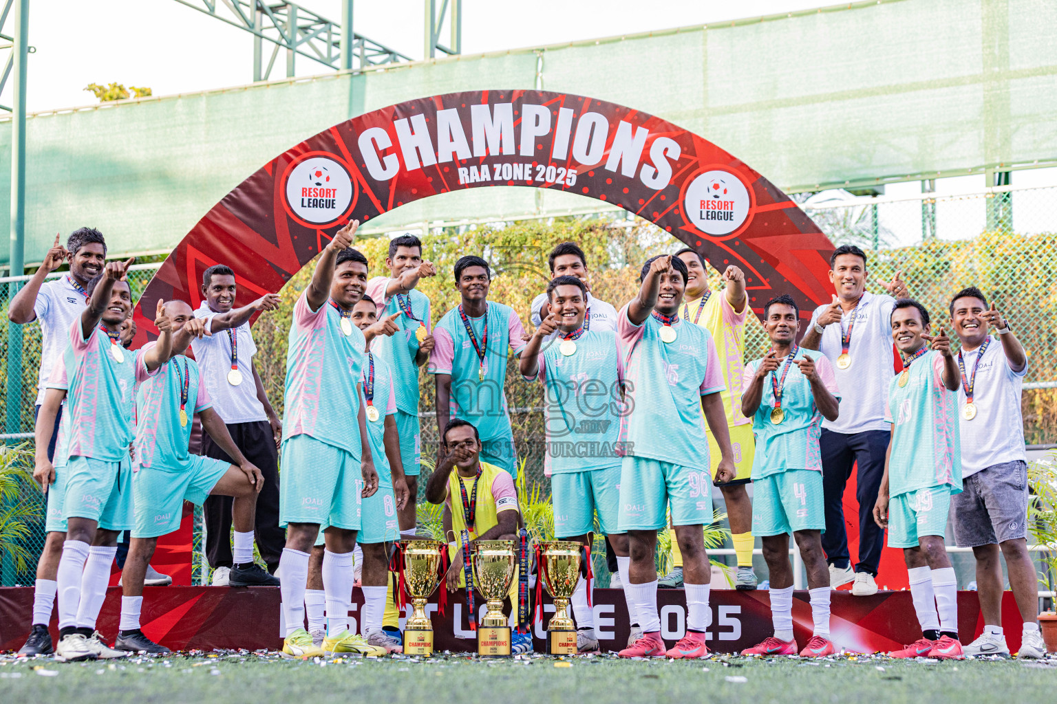 Resort League 2025 Raa Zone - Final Match
Joali vs kothaifaru in Resort League 2025 (Raa Zone) was held on Thursday, 21th august 2025 in JOALI Maldives Resort, Raa Atoll, Maldives. Photos: Areef Adam / images.mv