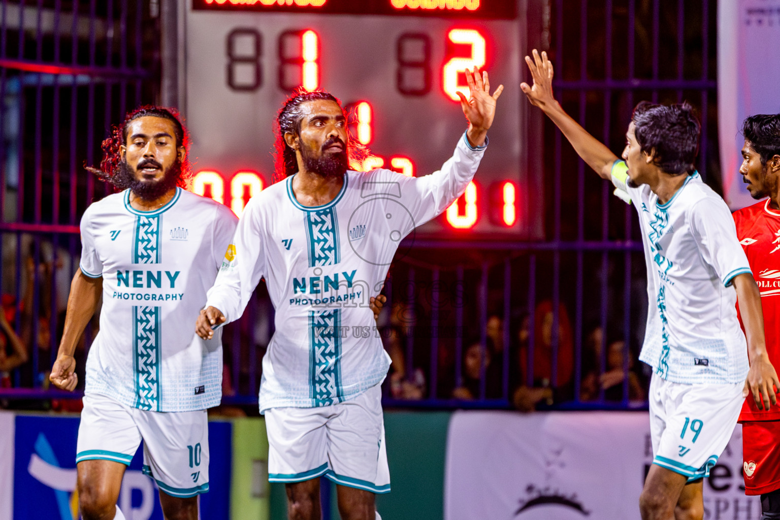 Kamadhoo vs Goidhoo in Day 3 of Better in Baa Futsal Fiesta 2025 Men's division held in B. Eydhafushi, Maldives on Friday, 7th November 2025. Photos: Nausham Waheed / images.mv