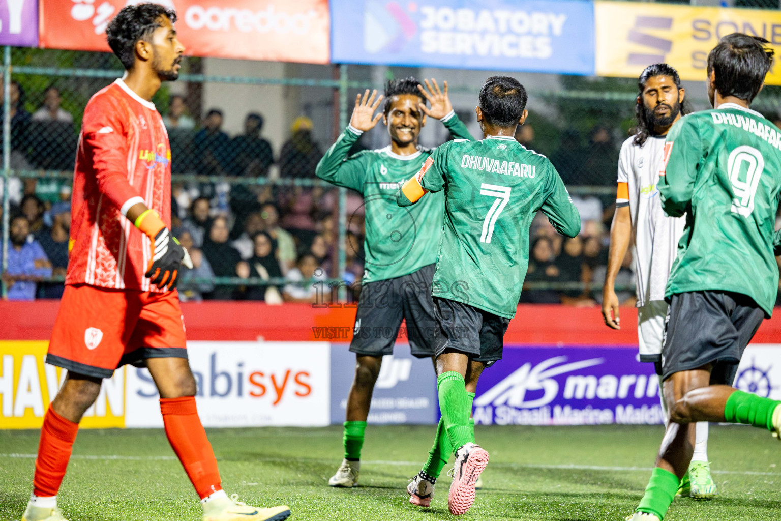 R. Dhuvaafaru VS N. Miladhoo in zone round on Day 32 of Golden Futsal Challenge 2025 was held on Wednesday , 5th February 2025, in Hulhumale', Maldives. 
Photos: Hassan Simah / images.mv