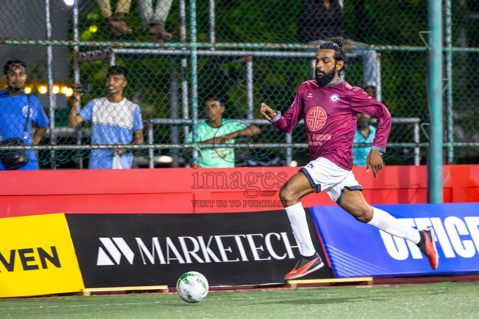 Club Dhaakhilee vs Kulhivaru Vuzaara in Day 3 of Office League 2025 was held on Friday, 18th April 2025 in Hulhumale', Maldives.
Photos: Ismail Thoriq / images.mv