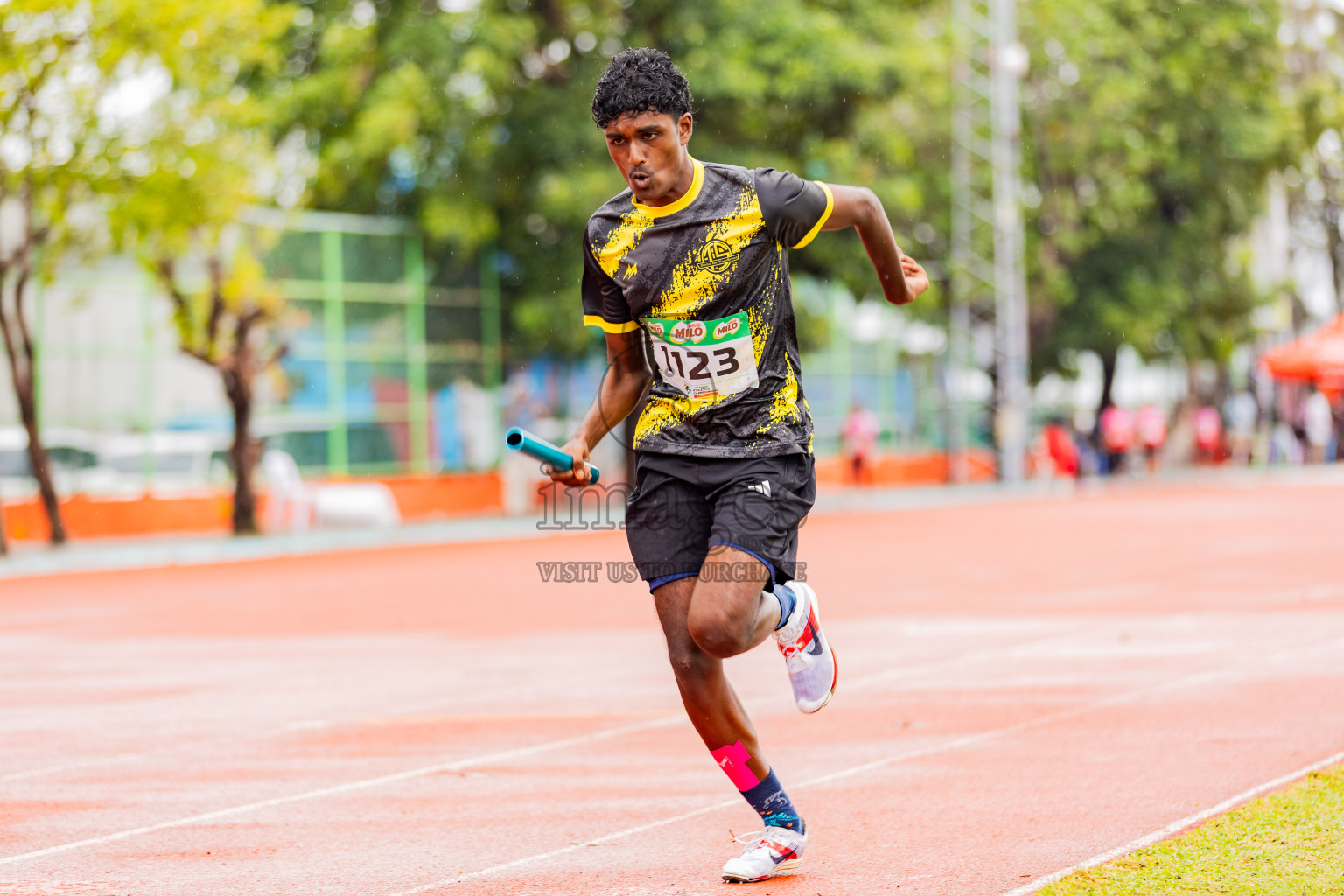 Day 6 of Inter-school Athletics Championship 2025 held in Ekuveni Synthetic Track, Male', Maldives on Sunday, 12th October 2025. Photos by: Areef Adam / Images.mv
