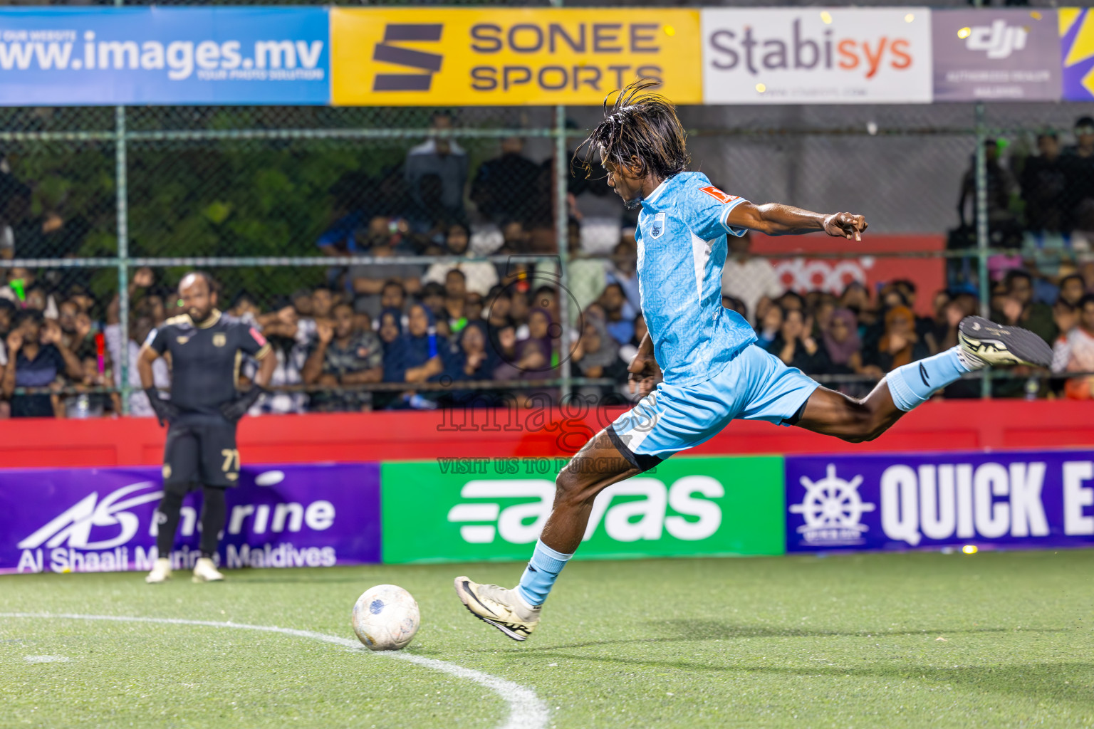 HDh Naivaadhoo vs HDh Neykurendhoo in Haa Dhaalu Atoll Finals Day 28 of Golden Futsal Challenge 2025 was held on Saturday , 1st February 2025, in Hulhumale', Maldives. Photos: Ismail Thoriq / images.mv