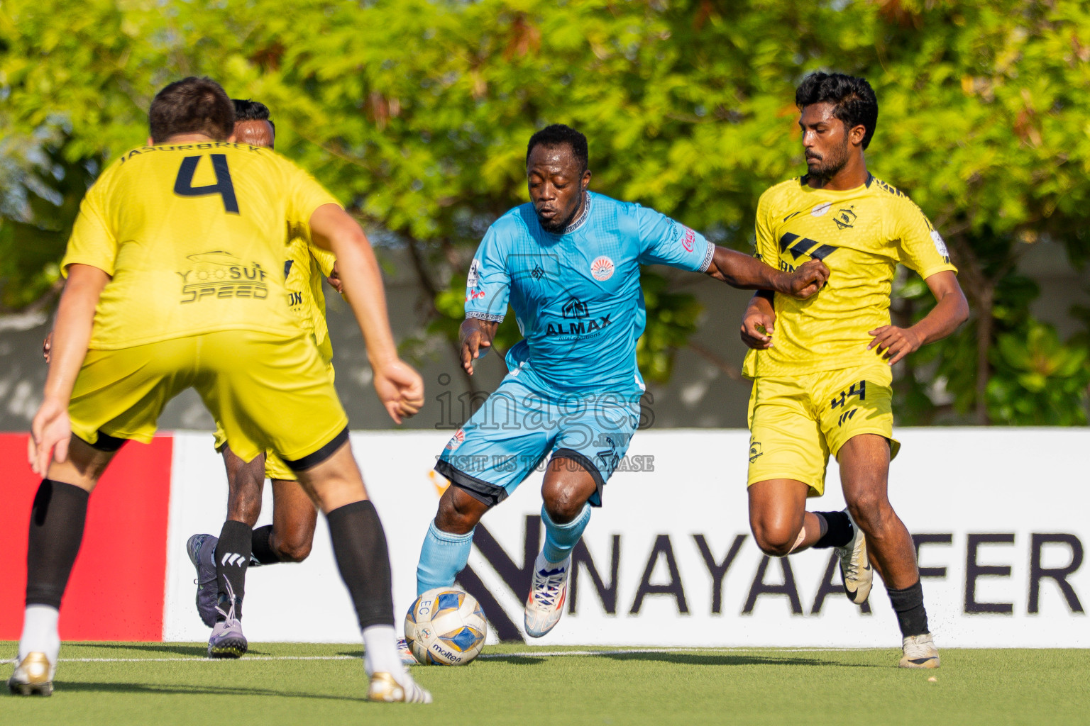 Final Match Irumathi Sports VS Velaa Sports Club in Day 9 of Eydhafushi Cup 2025 held in Eydhafushi Football Stadium at B. Eydhafushi, Maldives on Monday, 15th September 2025. Photos: Arif Rasheed / images.mv