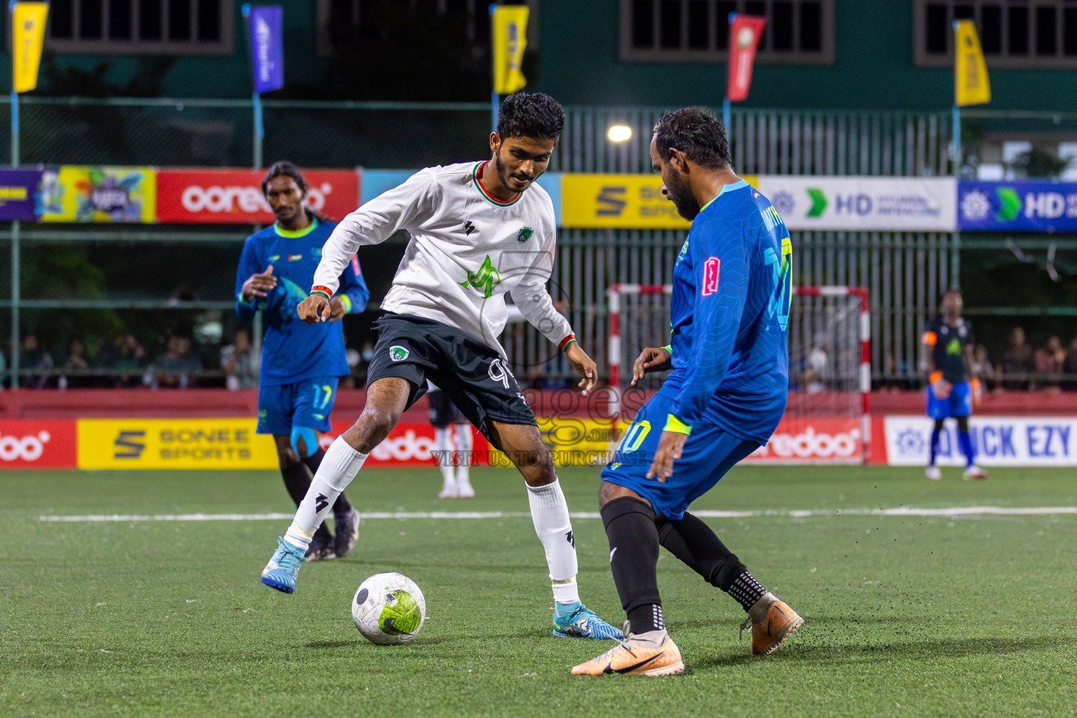 H.Dh Makunudhoo vs H.Dh Finey in Day 6 of Golden Futsal Challenge 2024 was held on Saturday, 20th January 2024, in Hulhumale', Maldives Photos: Mohamed Mahfooz Moosa / images.mv