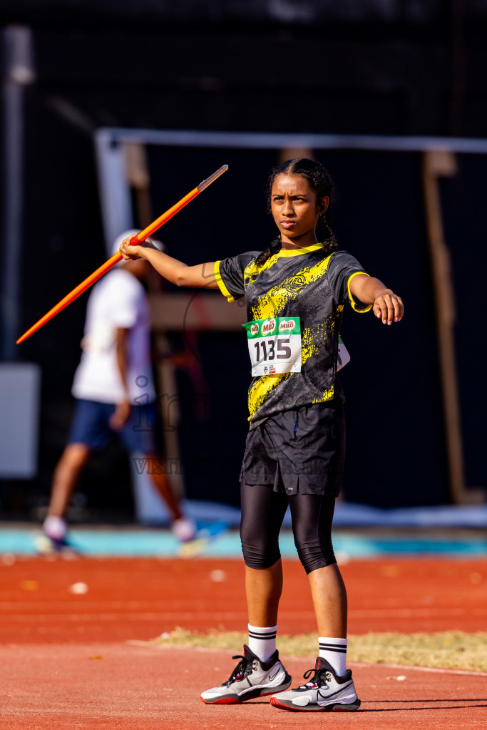 Day 2 of Inter-school Athletics Championship 2025 held in Ekuveni Synthetic Track, Male', Maldives on Tuesday, 07th October 2025. Photos by: Nausham Waheed / Images.mv