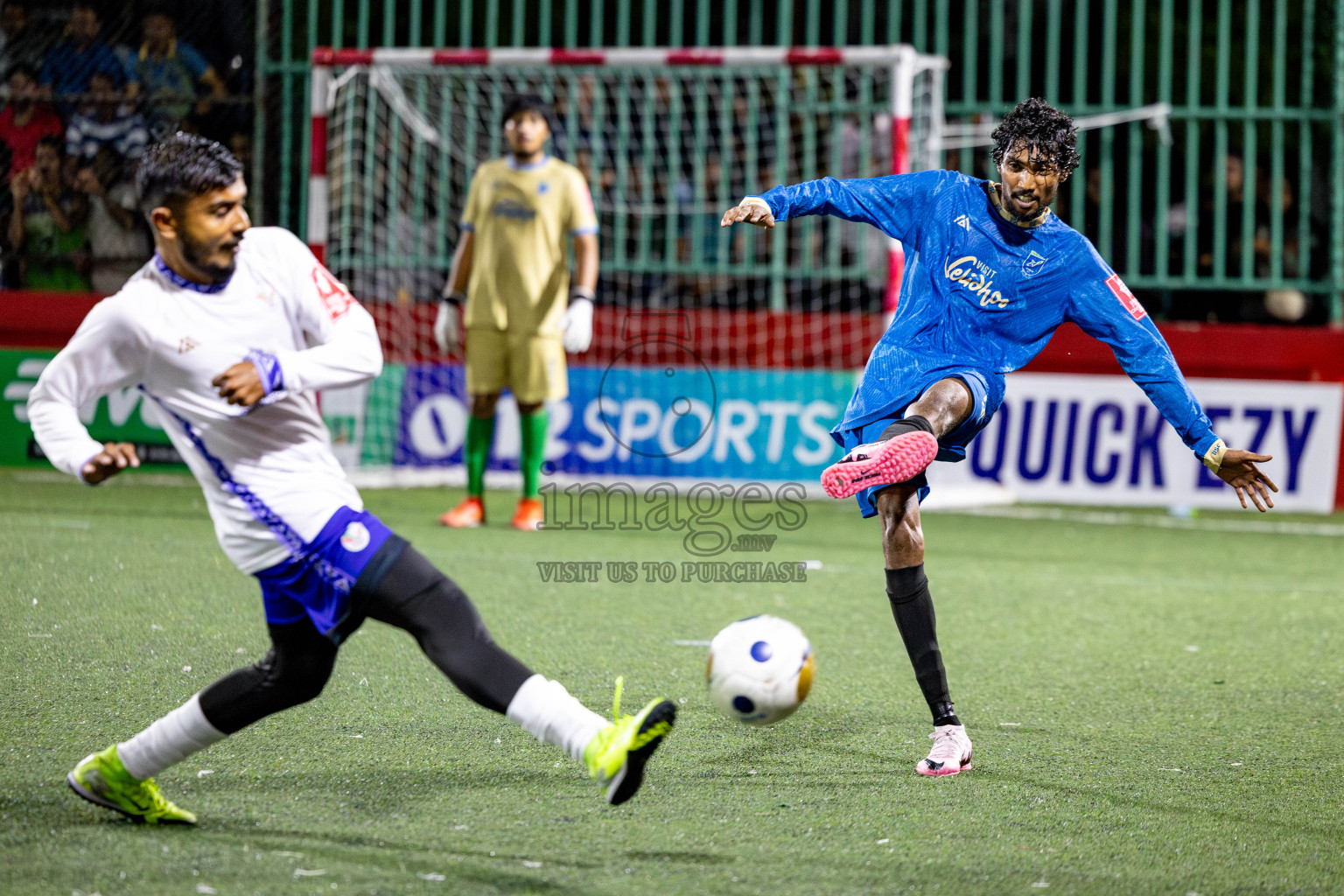 N Holhudhoo vs N Velidhoo in Day 12 of Golden Futsal Challenge 2025 was held on Thursday, 16th January 2025, in Hulhumale', Maldives.
Photos: Hassan Simah / images.mv