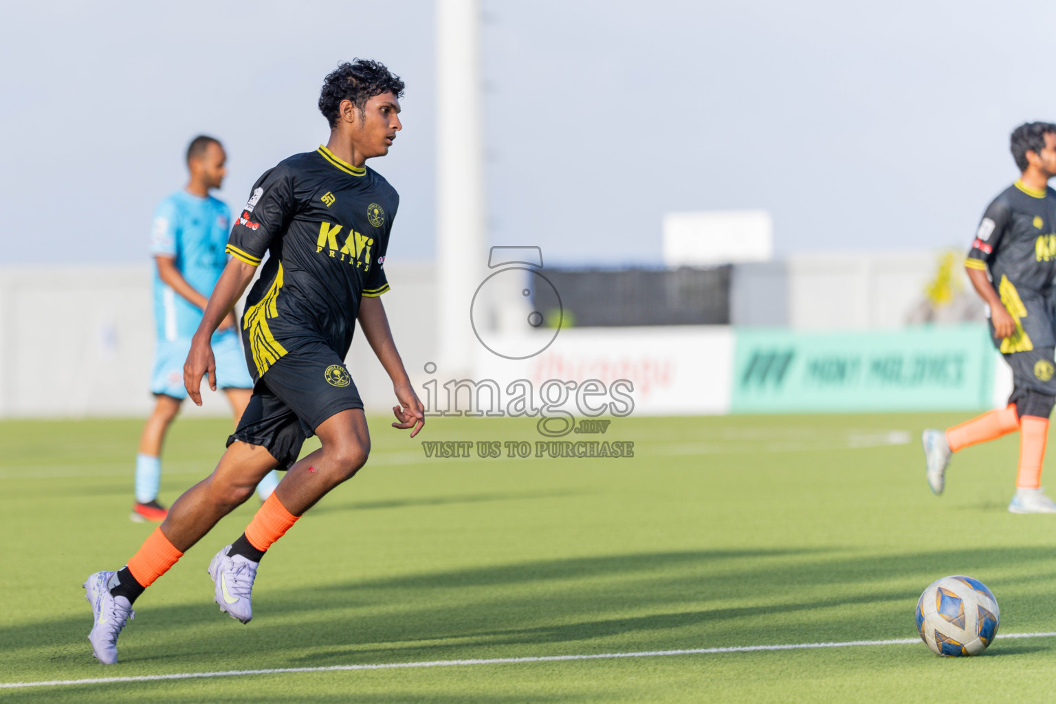 Irumathi FC VS Middle East in Day 5 of Eydhafushi Cup 2025 held in Eydhafushi Football Stadium at B. Eydhafushi, Maldives on Tuesday, 9th September 2025. Photos: Arif Rasheed / images.mv