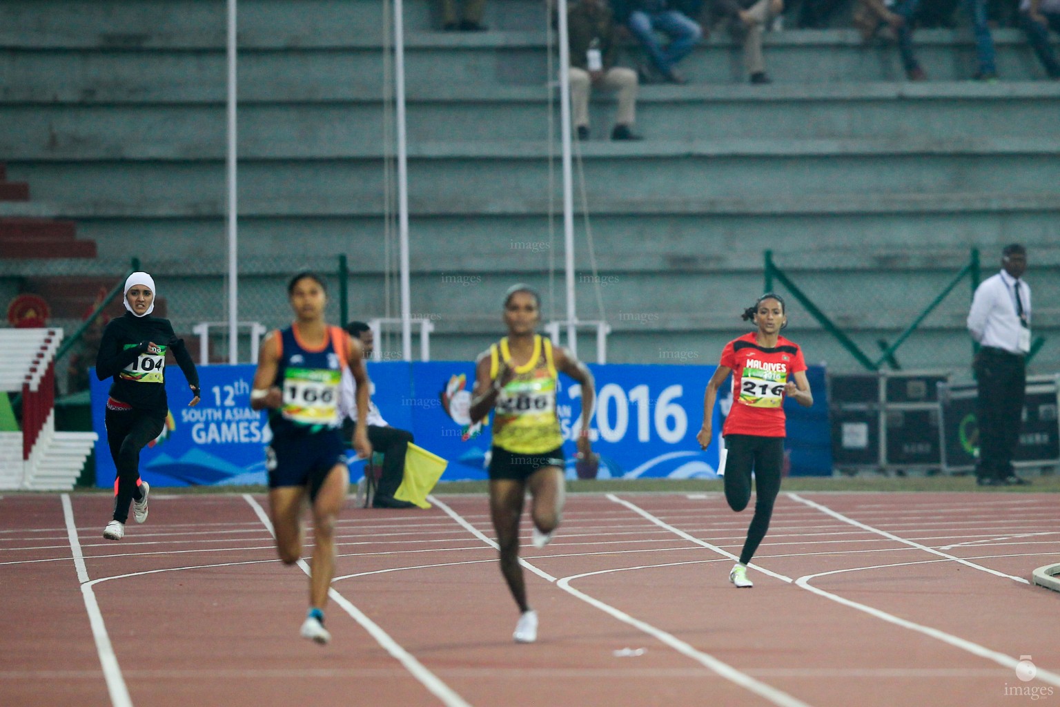 Mirth Ahmed runs in the 200m heats in the South Asian Games in Guwahati, India, Thursday, February. 11, 2016. (Images.mv Photo/ Hussain Sinan).