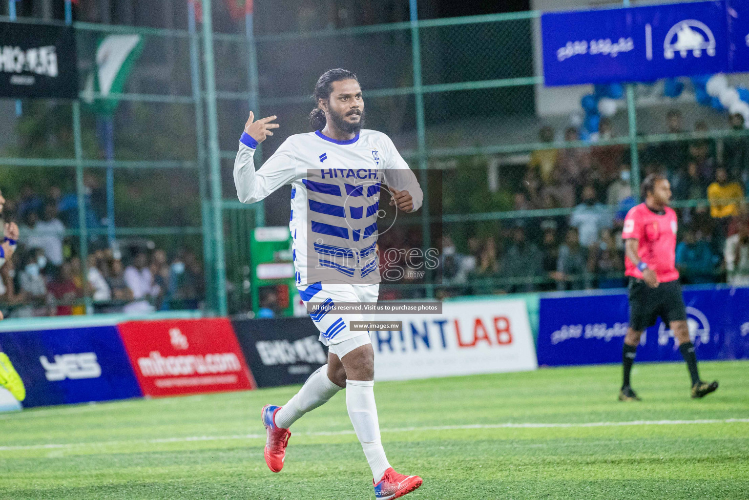 STO RC Vs Team Fenaka in the Quarter Finals of Club Maldives 2021 held in Hulhumale, Maldives on 13 December 2021. Photos: Shu Abdul Sattar / images.mv