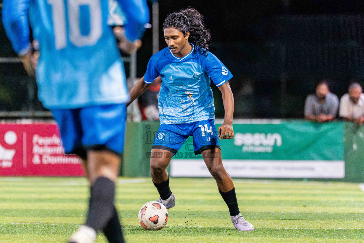 Goalhians VS Foemathi in Day 4 - Fonadhoo Youth Futsal Challenge 2025 held in Fonadhoo Futsal Stadium, L. Fonadhoo, Maldives on Wednesday, 29th October 2025 Photos: Arif Rasheed / images.mv