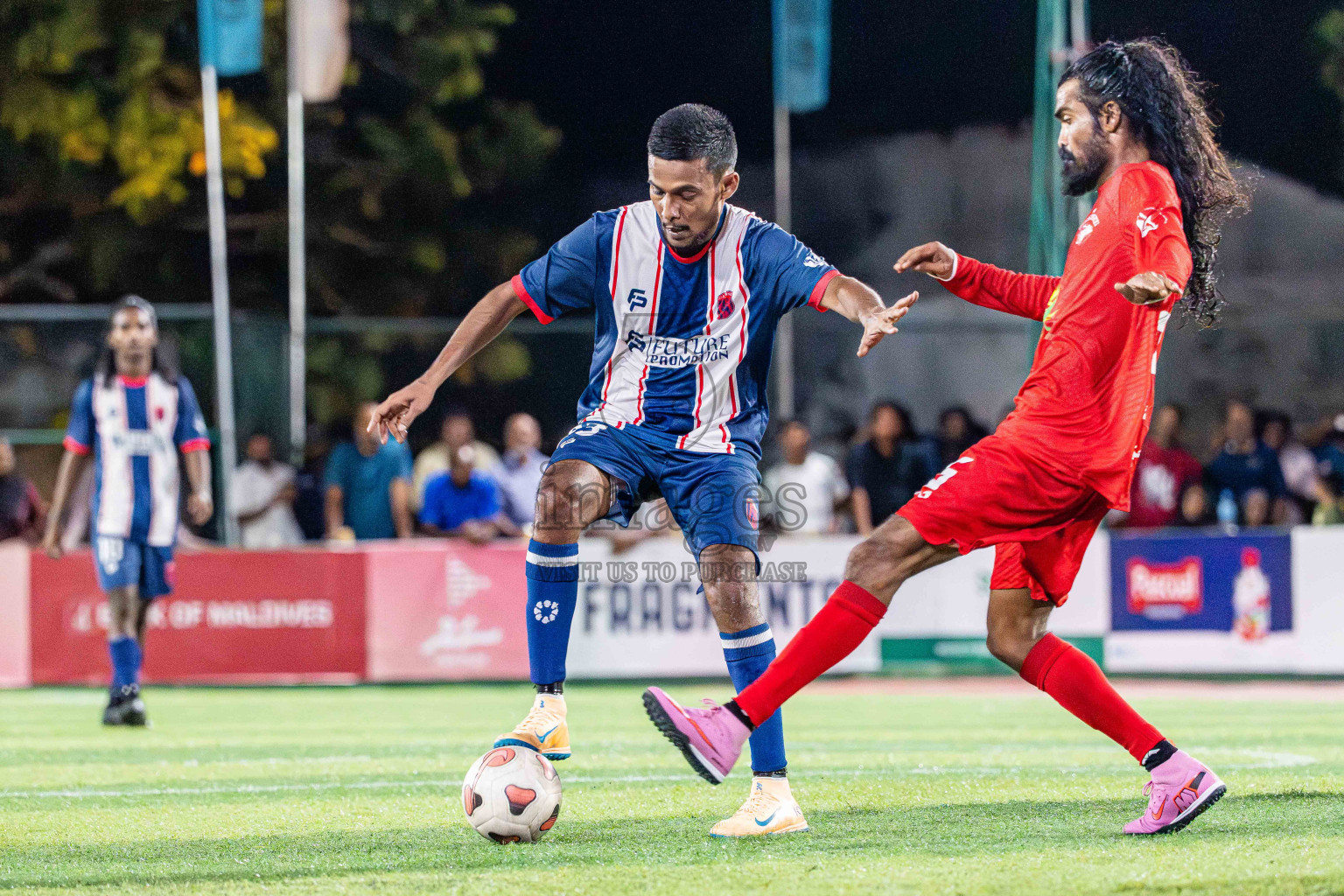 Kanmathi FC VS Maahinne United in Day 4 - Fonadhoo Youth Futsal Challenge 2025 held in Fonadhoo Futsal Stadium, L. Fonadhoo, Maldives on Wednesday, 29th October 2025 Photos: Arif Rasheed / images.mv