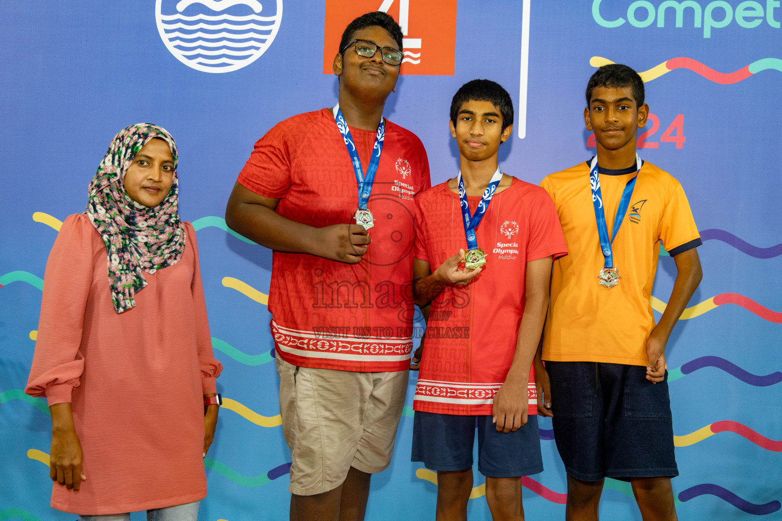 Day 6 of National Swimming Competition 2024 held in Hulhumale', Maldives on Wednesday, 18th December 2024. 
Photos: Hassan Simah / images.mv