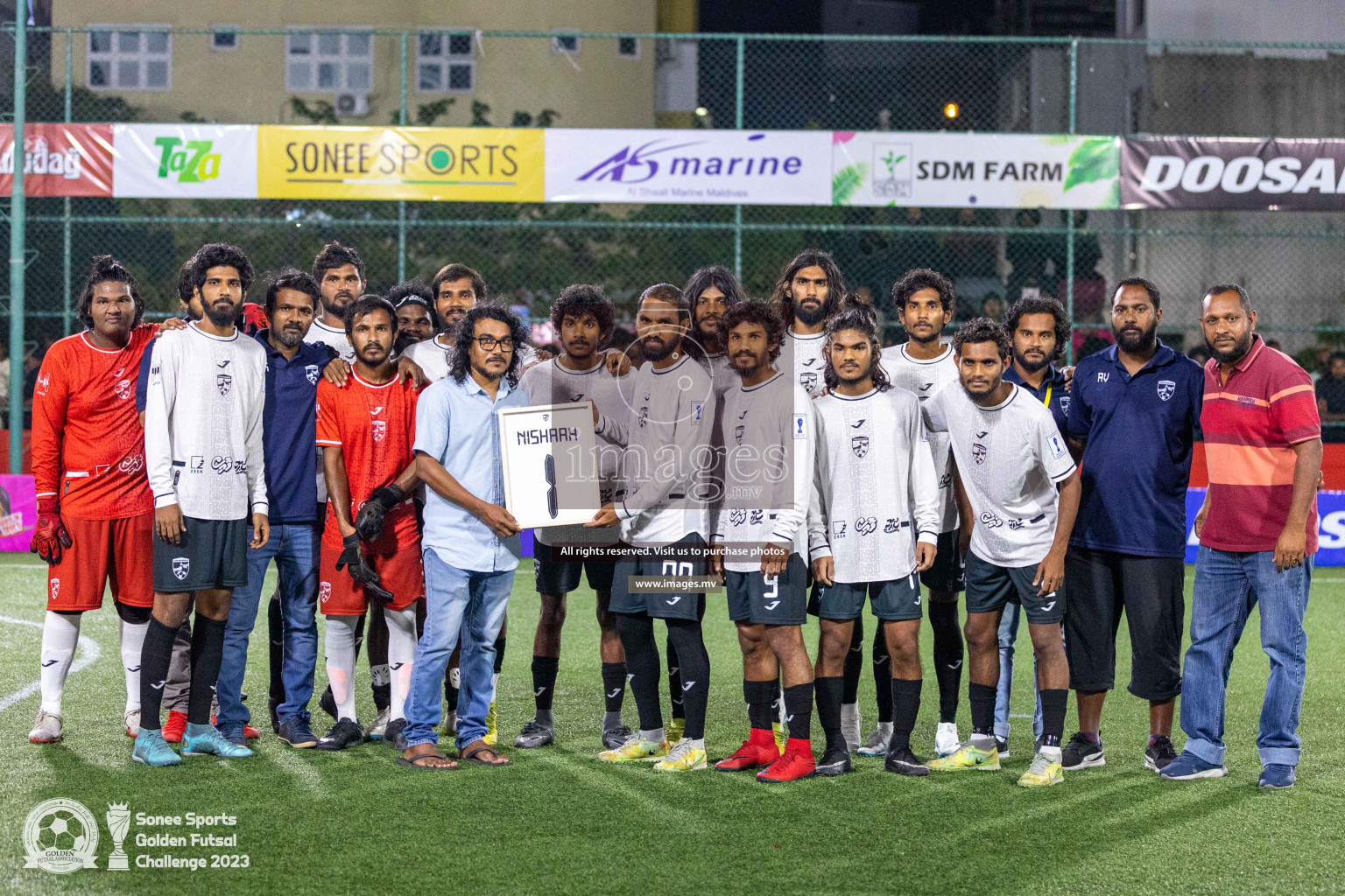 R. Inguraidhoo vs R. Innamadhoo in Day 4 of Golden Futsal Challenge 2023 on 08 February 2023 in Hulhumale, Male, Maldives