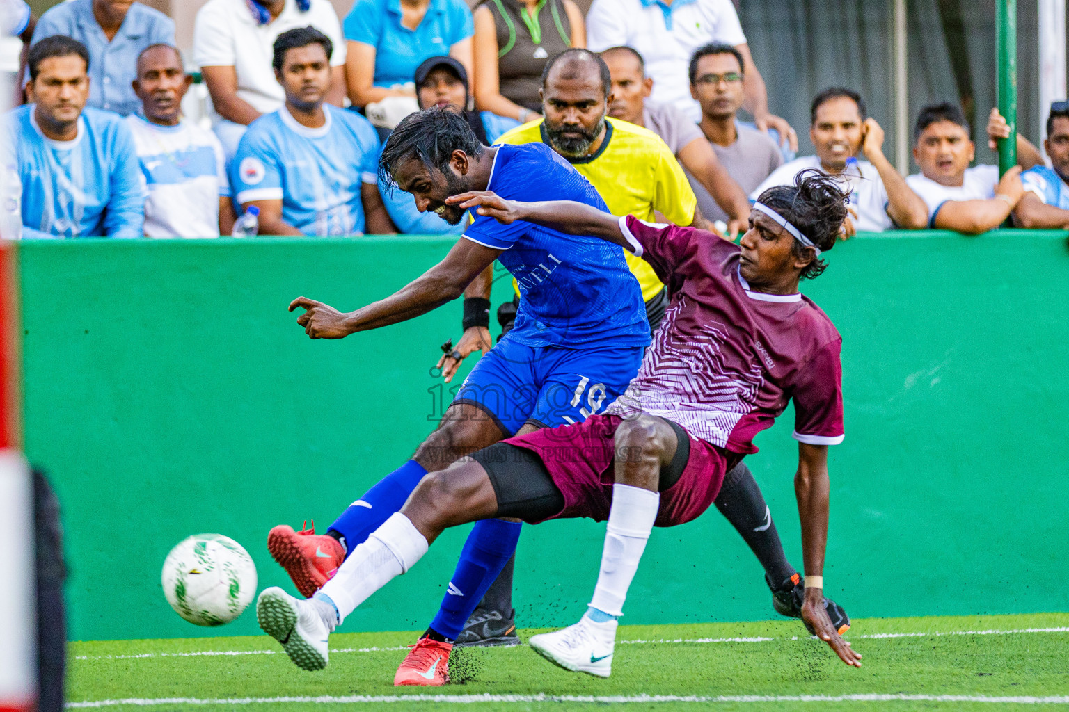 Sun Siyam Olhuveli vs Velassaru in Resort League 2025 (South Male Zone) day 11 was held on Thursday, 9th October 2025 in Crossroads's Maldives, Photos: Areef Adam / images.mv