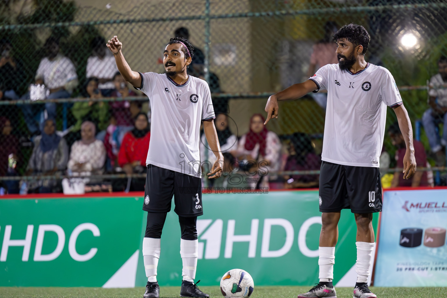 Kulhivaru Vuzaara Club vs Club Binaara in Club Maldives Classic 2024 held in Rehendi Futsal Ground, Hulhumale', Maldives on Saturday, 14th September 2024. Photos: Ismail Thoriq / images.mv