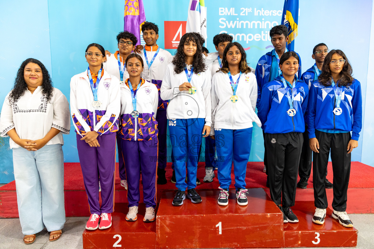 Closing Ceremony of BML 21st Interschool Swimming Competition 2025 .was held in Hulhumale' Swimming Pool, Hulhumale', Maldives on Saturday, 18th October 2025. 
Photos: Hassan Simah / images.mv