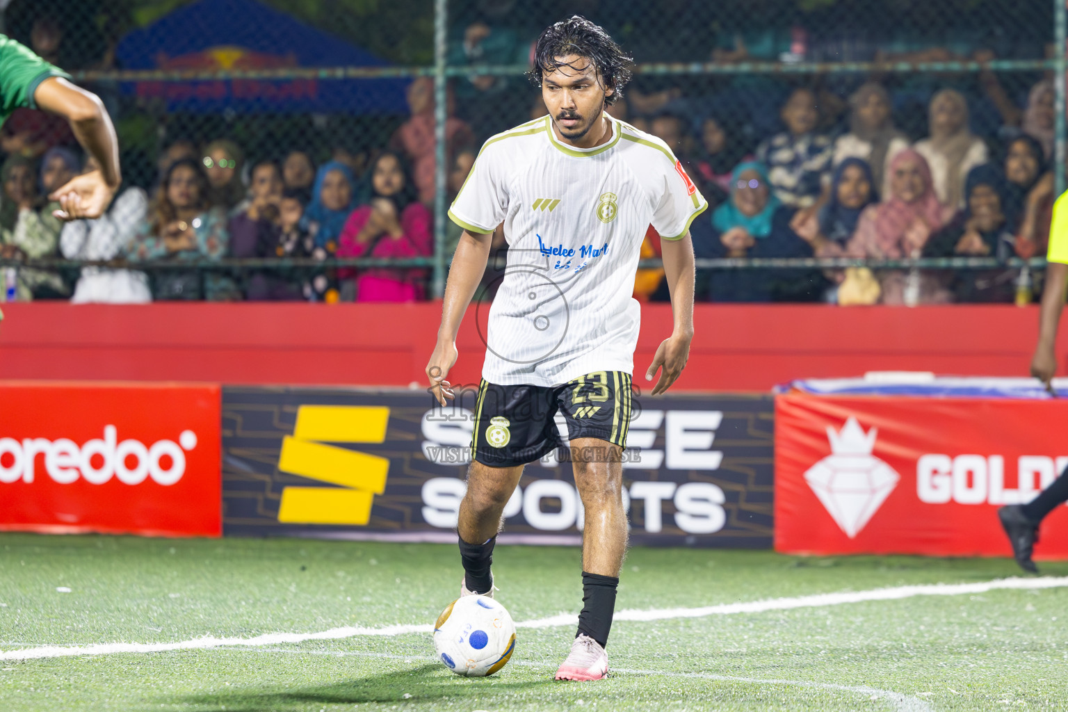 R Rasgetheemu vs R Maduvvari in Day 14 of Golden Futsal Challenge 2025 was held on Saturday, 18th January 2025, in Hulhumale', Maldives. Photos: Ismail Thoriq / images.mv