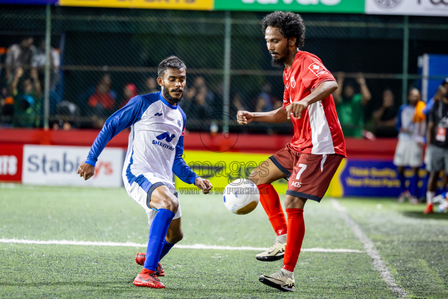 Th Vilufushi vs Th Kinbidhoo in Day 10 of Golden Futsal Challenge 2025 was held on Tuesday, 14th January 2025, in Hulhumale', Maldives Photos: Ismail Thoriq / images.mv