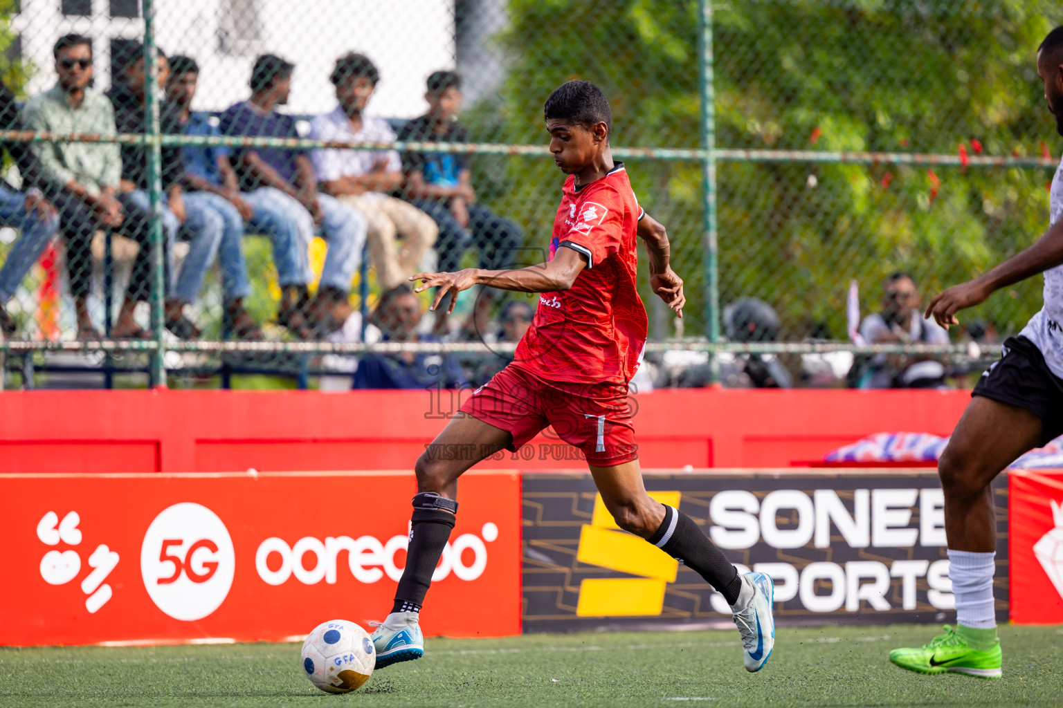 GDh Madaveli vs GDh Faresmaathodaa in Day 12 of Golden Futsal Challenge 2025 was held on Thursday, 16th January 2025, in Hulhumale', Maldives Photos: Nausham Waheed  / images.mv