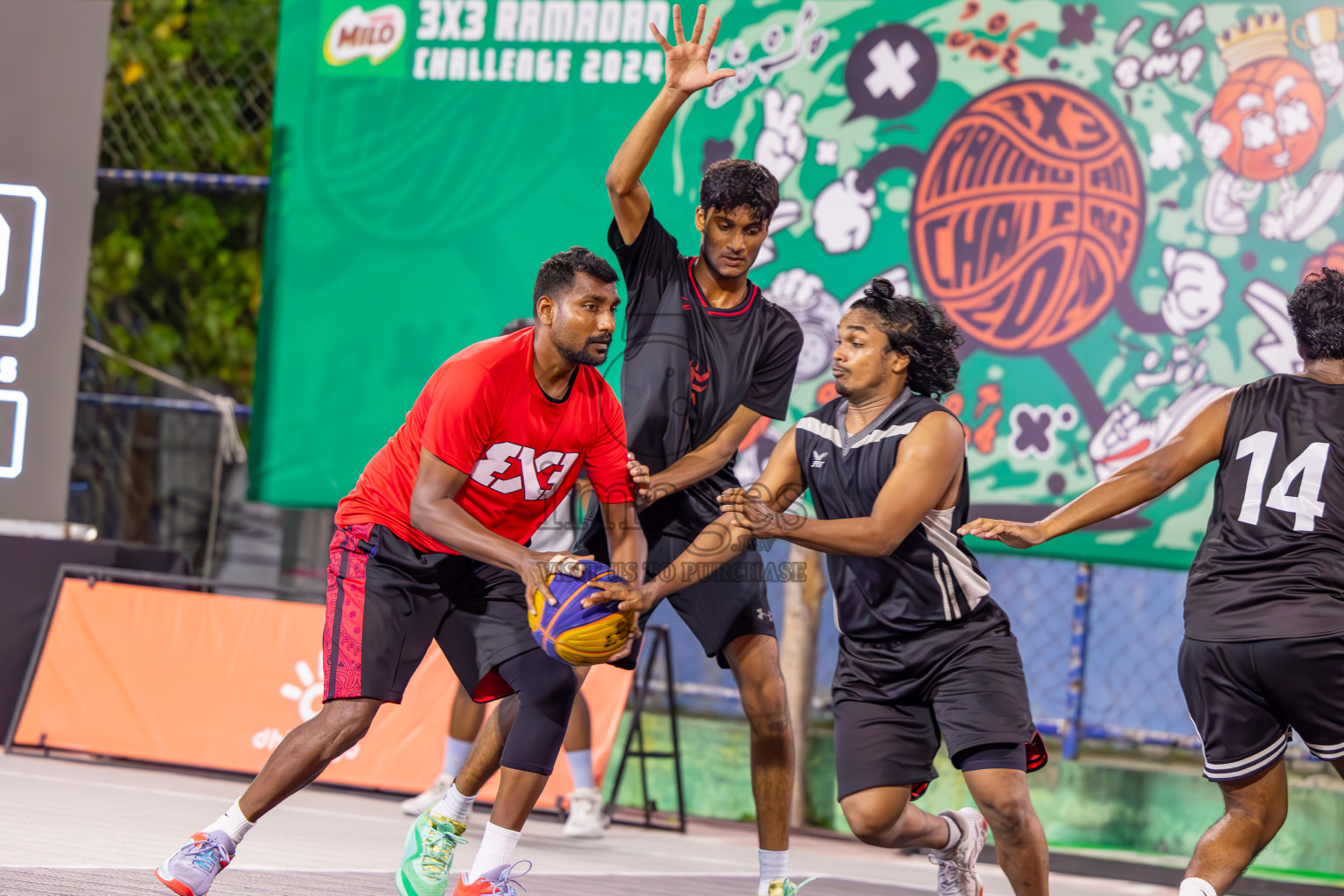 Day 6 of MILO Ramadan 3x3 Challenge 2024 was held in Ekuveni Outdoor Basketball Court at Male', Maldives on Sunday, 18th March 2024.
Photos: Ismail Thoriq / images.mv