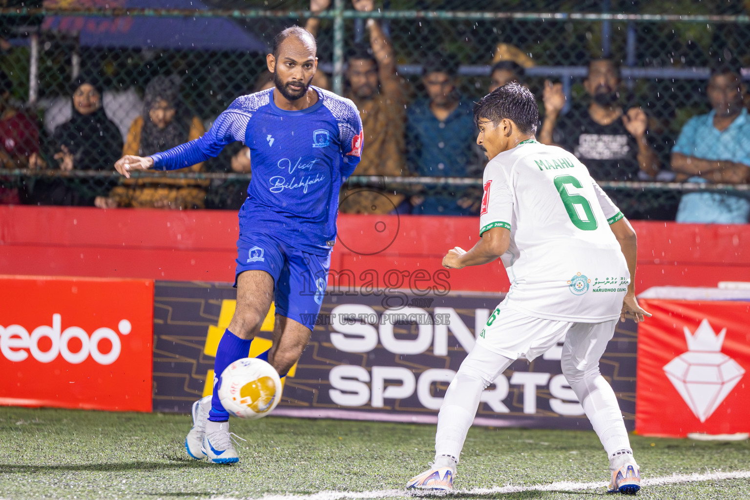 Sh Bileffahi vs Sh Narudhoo in Day 6 of Golden Futsal Challenge 2025 on Friday, 6th January 2025, in Hulhumale', Maldives
Photos: Ismail Thoriq / images.mv