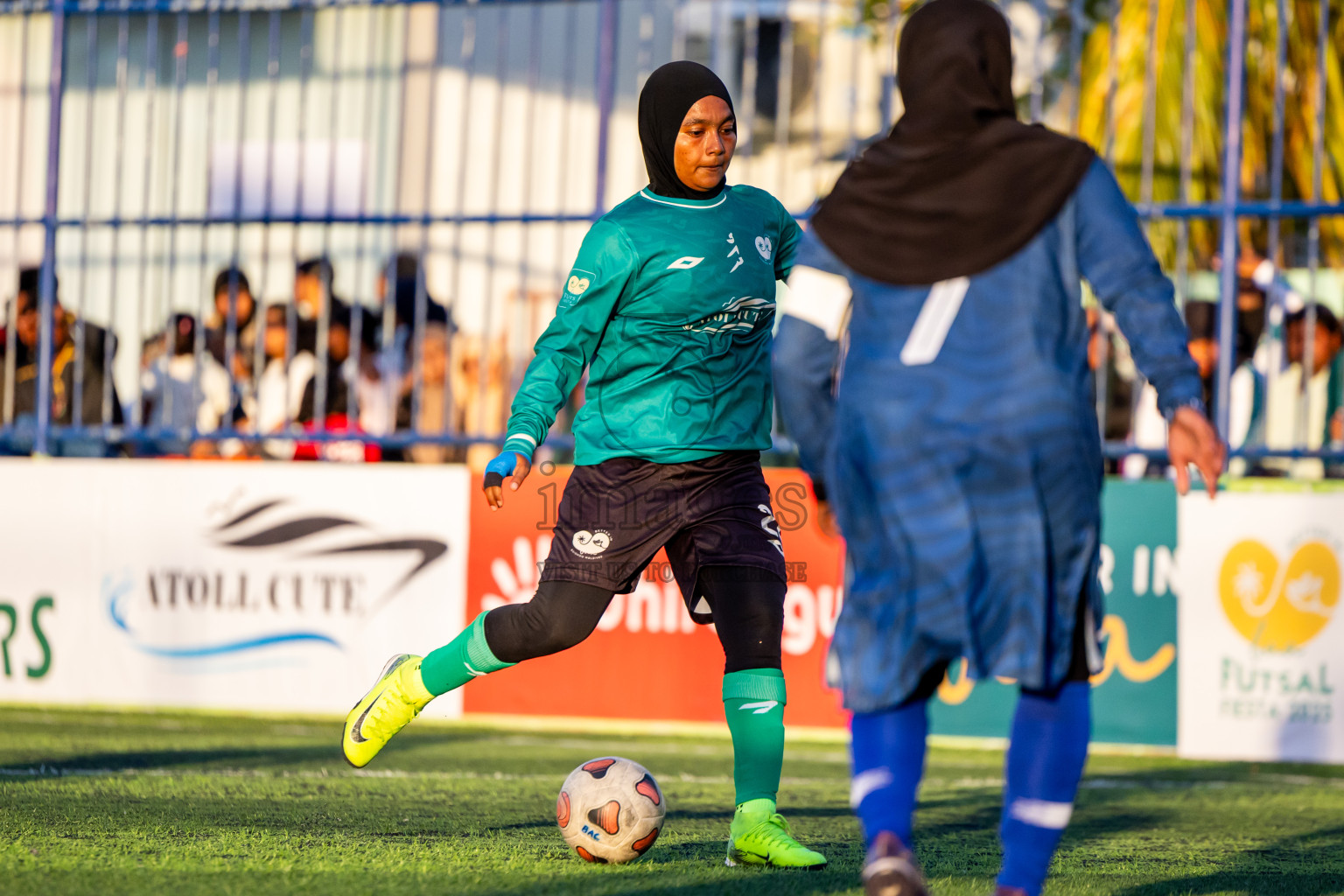 Goidhoo vs Hithaadhoo in Day 4 of Better in Baa Futsal Fiesta 2025 Woman's division held in B. Eydhafushi, Maldives on Saturday, 8th November 2025. Photos: Nausham Waheed / images.mv