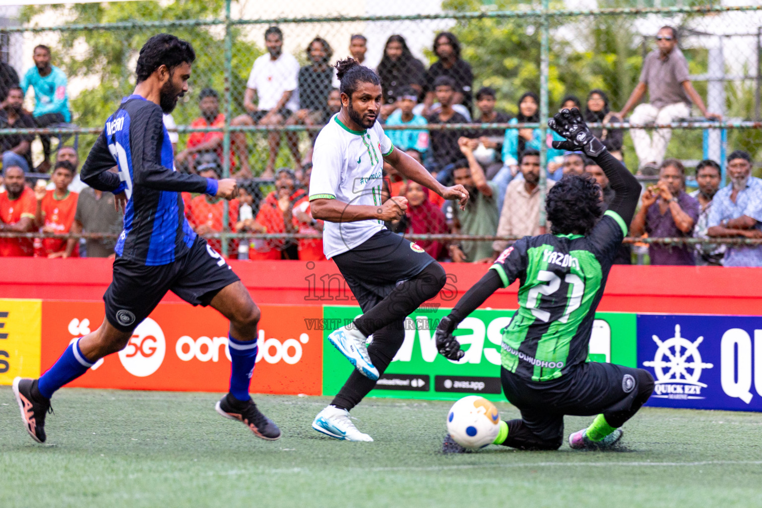 AA. Maalhos VS AA. Bodufolhudhoo in Day 7 of Golden Futsal Challenge 2025 was held on Saturday, 11th January 2025, in Hulhumale', Maldives 
Photos: Hassan Simah / images.mv