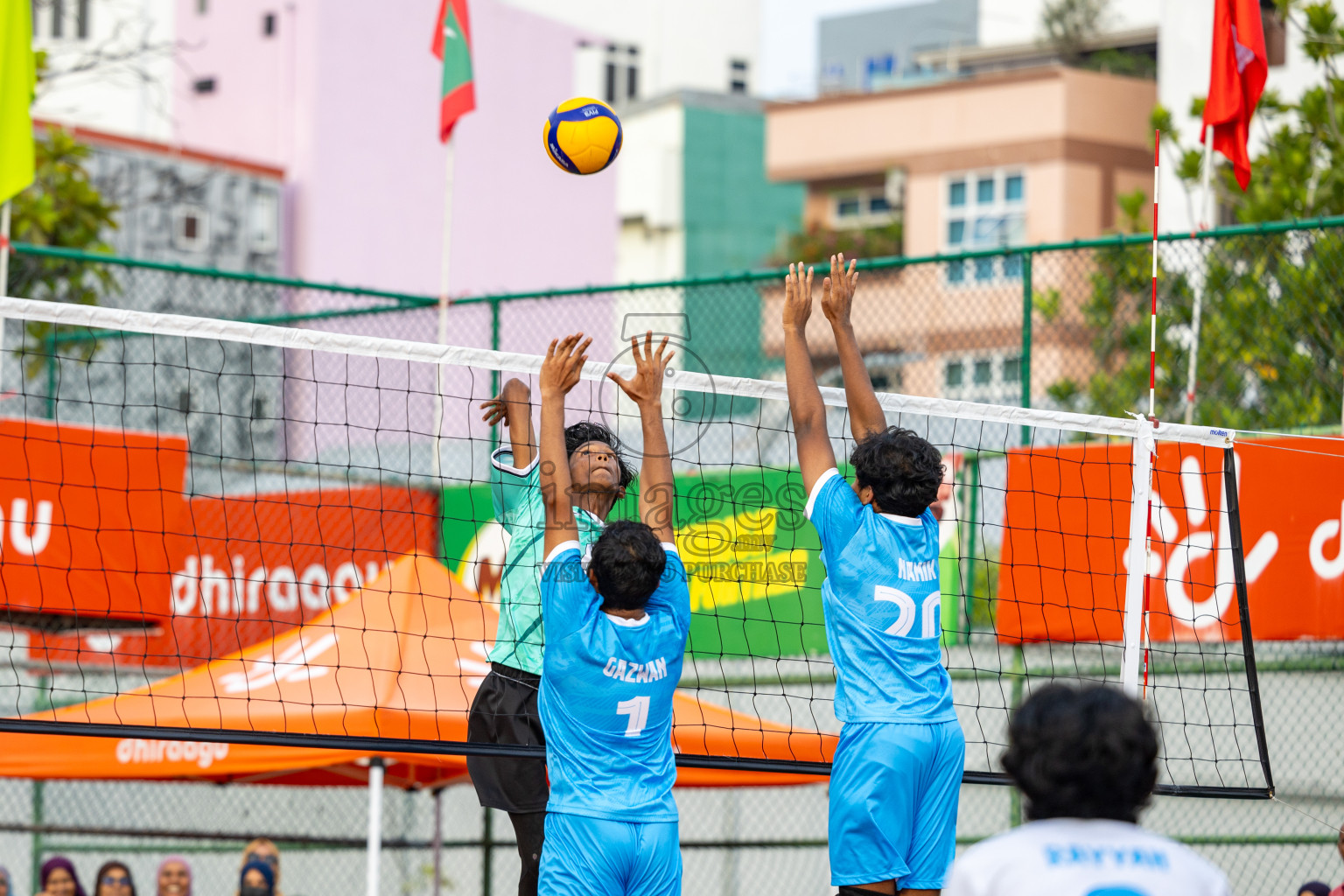 Day 5 of Interschool Volleyball Tournament 2024 was held in Ekuveni Volleyball Court at Male', Maldives on Wednesday, 27th November 2024.
Photos: Ismail Thoriq / images.mv