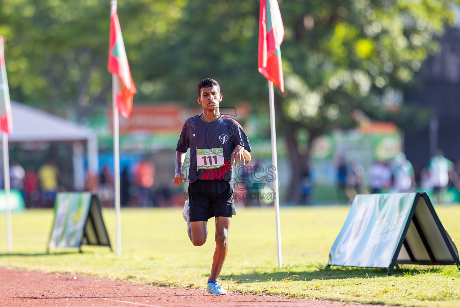 Day 1 of 12th Milo Association Championships was held in Ekuveni Track at Male', Maldives on Thursday, 24th April 2025.
Photos: Ismail Thoriq / images.mv
