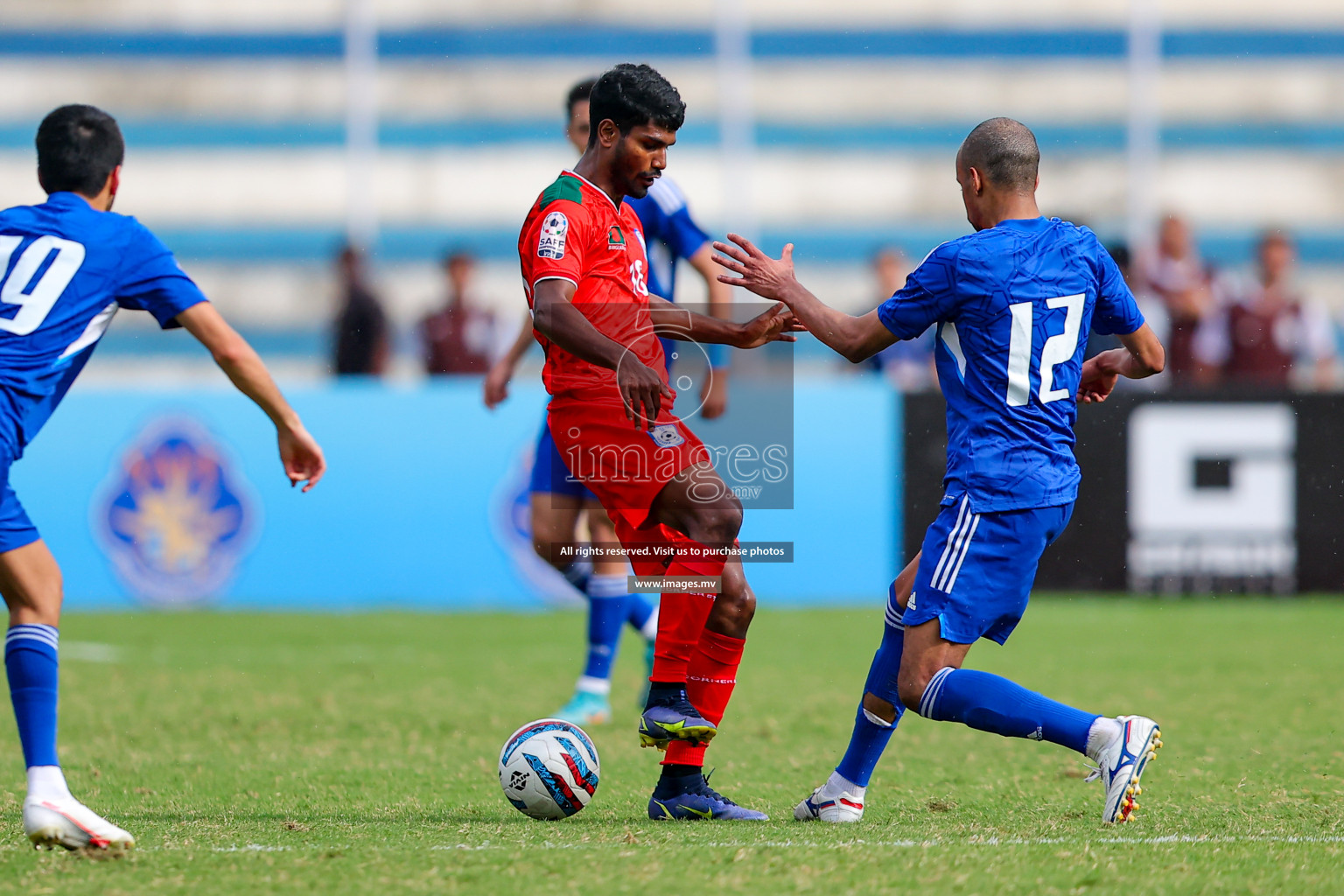 Kuwait vs Bangladesh in the Semi-final of SAFF Championship 2023 held in Sree Kanteerava Stadium, Bengaluru, India, on Saturday, 1st July 2023. Photos: Nausham Waheed, Hassan Simah / images.mv