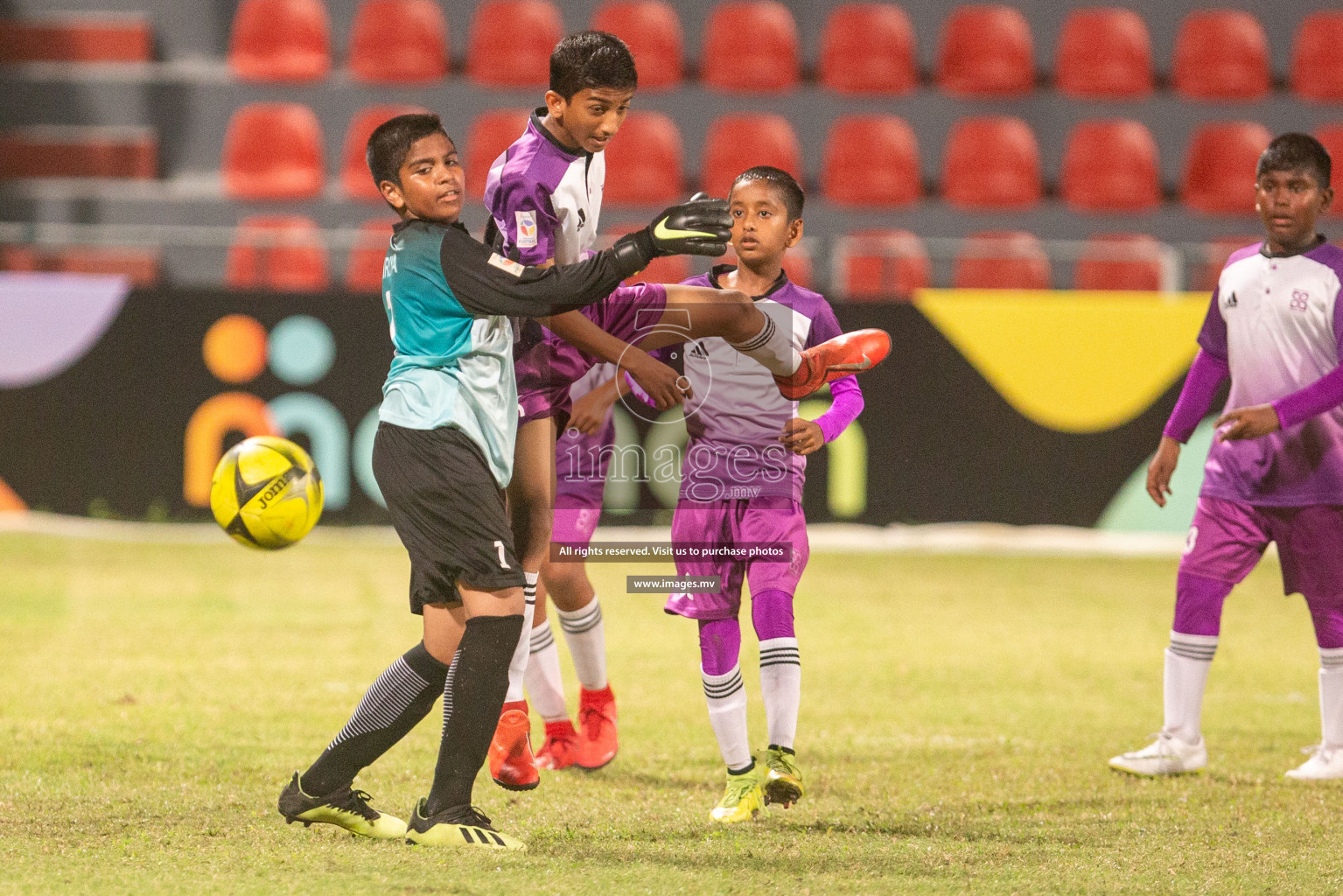 Hiriya School vs Rehendhi School in MAMEN Inter School Football Tournament 2019 (U13) in Male, Maldives on 15th April 2019 Photos: Suadh Abdul Sattar/images.mv