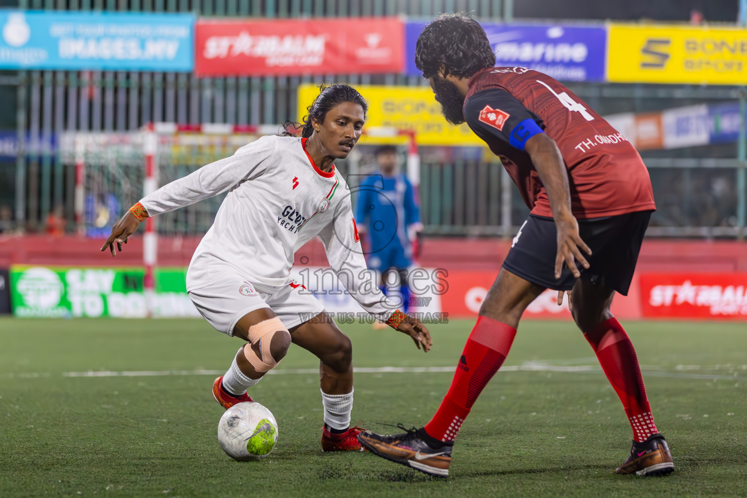 Th Omadhoo vs L Isdhoo on Day 37 of Golden Futsal Challenge 2024 was held on Thursday, 22nd February 2024, in Hulhumale', Maldives
Photos: Ismail Thoriq / images.mv