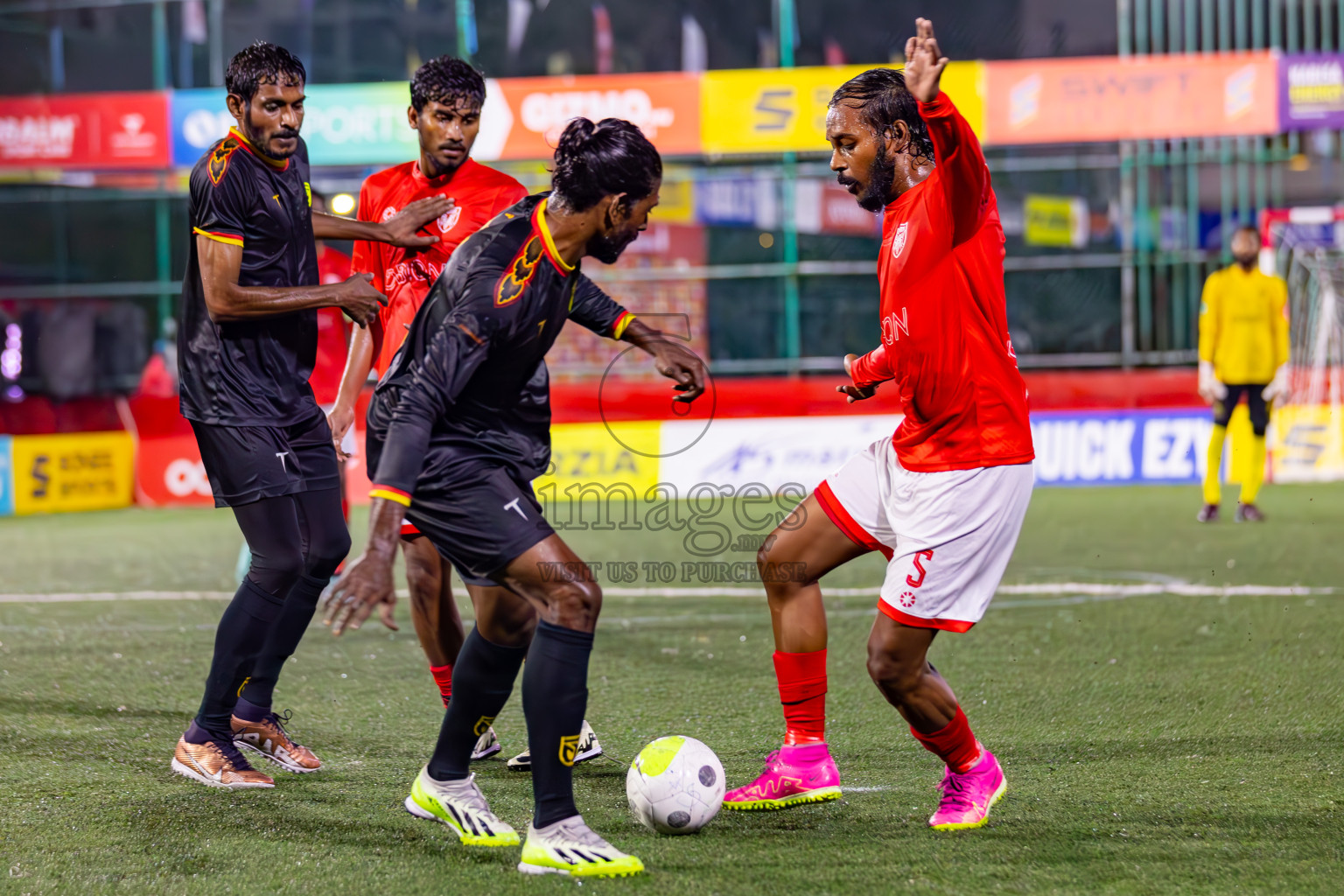 B Thulhaadhoo vs B Eydhafushi in Day 26 of Golden Futsal Challenge 2024 was held on Friday , 9th February 2024 in Hulhumale', Maldives
Photos: Hassan Simah / images.mv