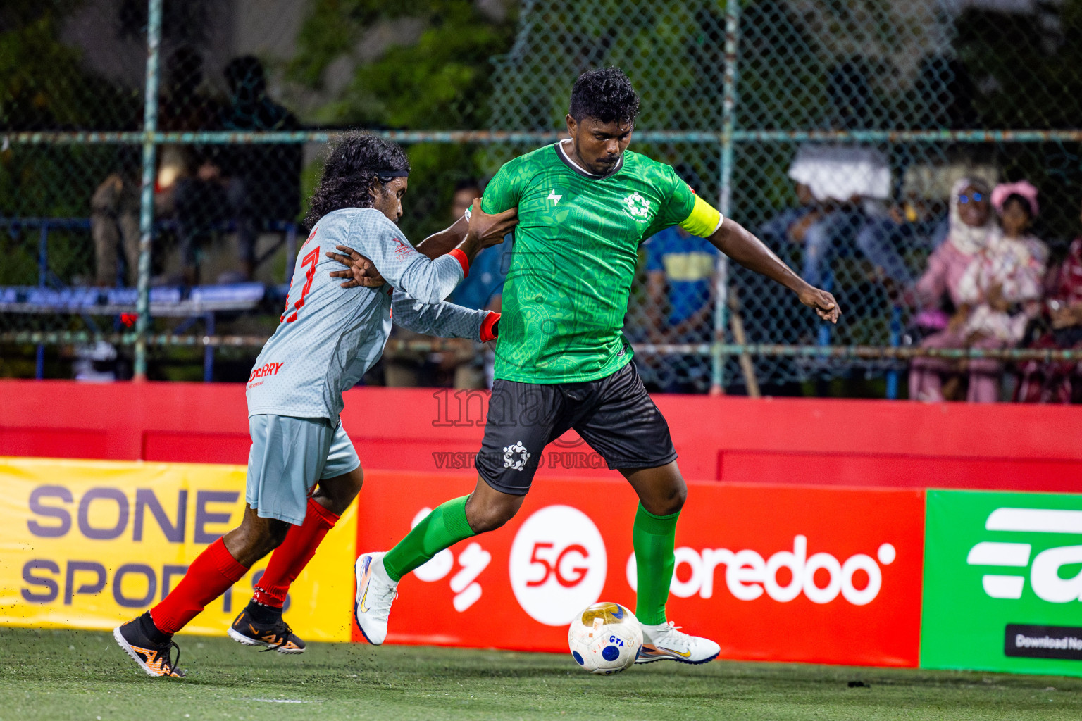 L Mundoo VS L Kalaidhoo in Day 8 of Golden Futsal Challenge 2025 was held on Sunday, 12th January 2025, in Hulhumale', Maldives Photos: Nausham Waheed , Ismail Thoriq / images.mv