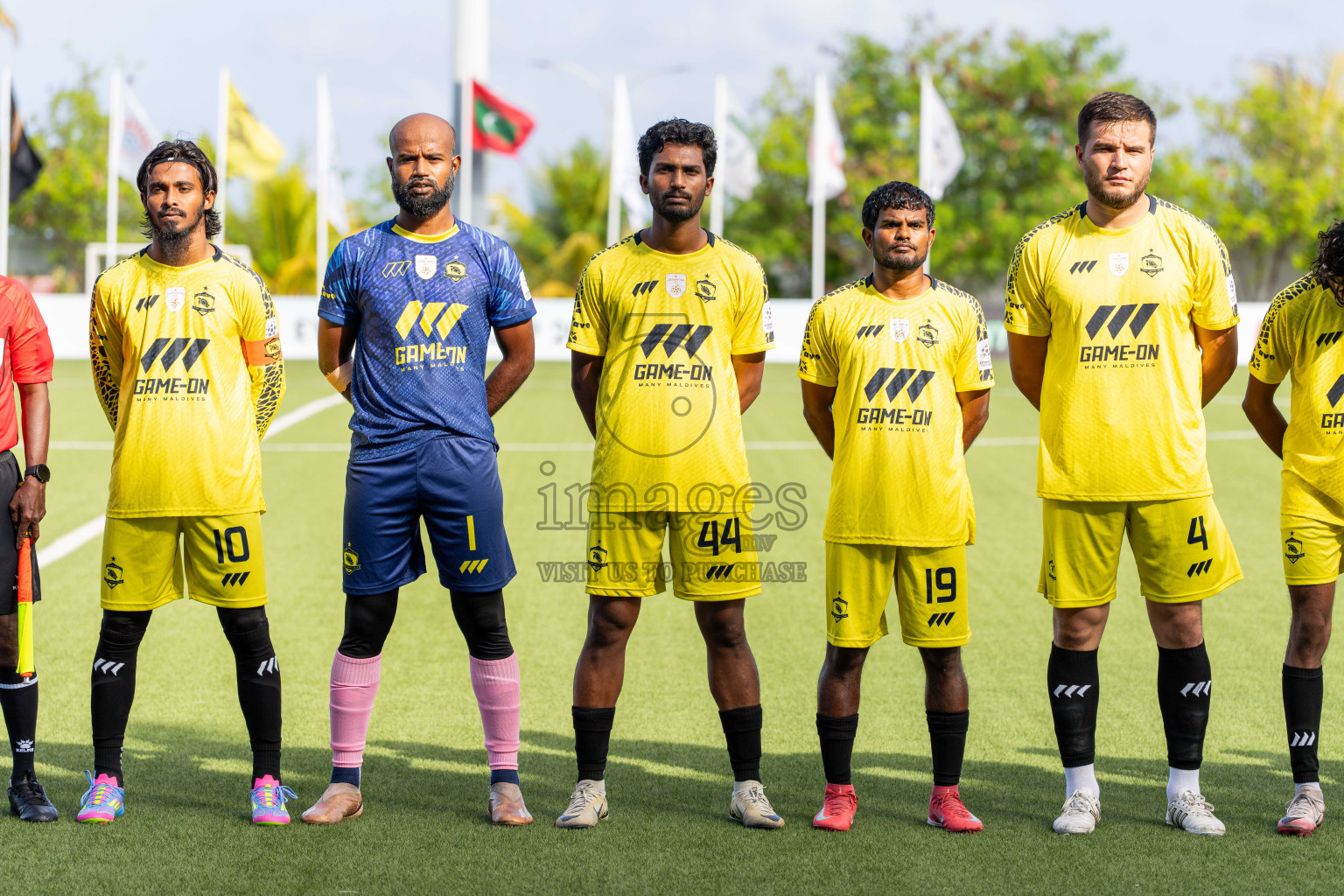 Semi Finals Match 02 Huss Songun FT VS Velaa Sports Club in Day 8 of Eydhafushi Cup 2025 held in Eydhafushi Football Stadium at B. Eydhafushi, Maldives on Saturday, 13th September 2025. Photos: Arif Rasheed / images.mv