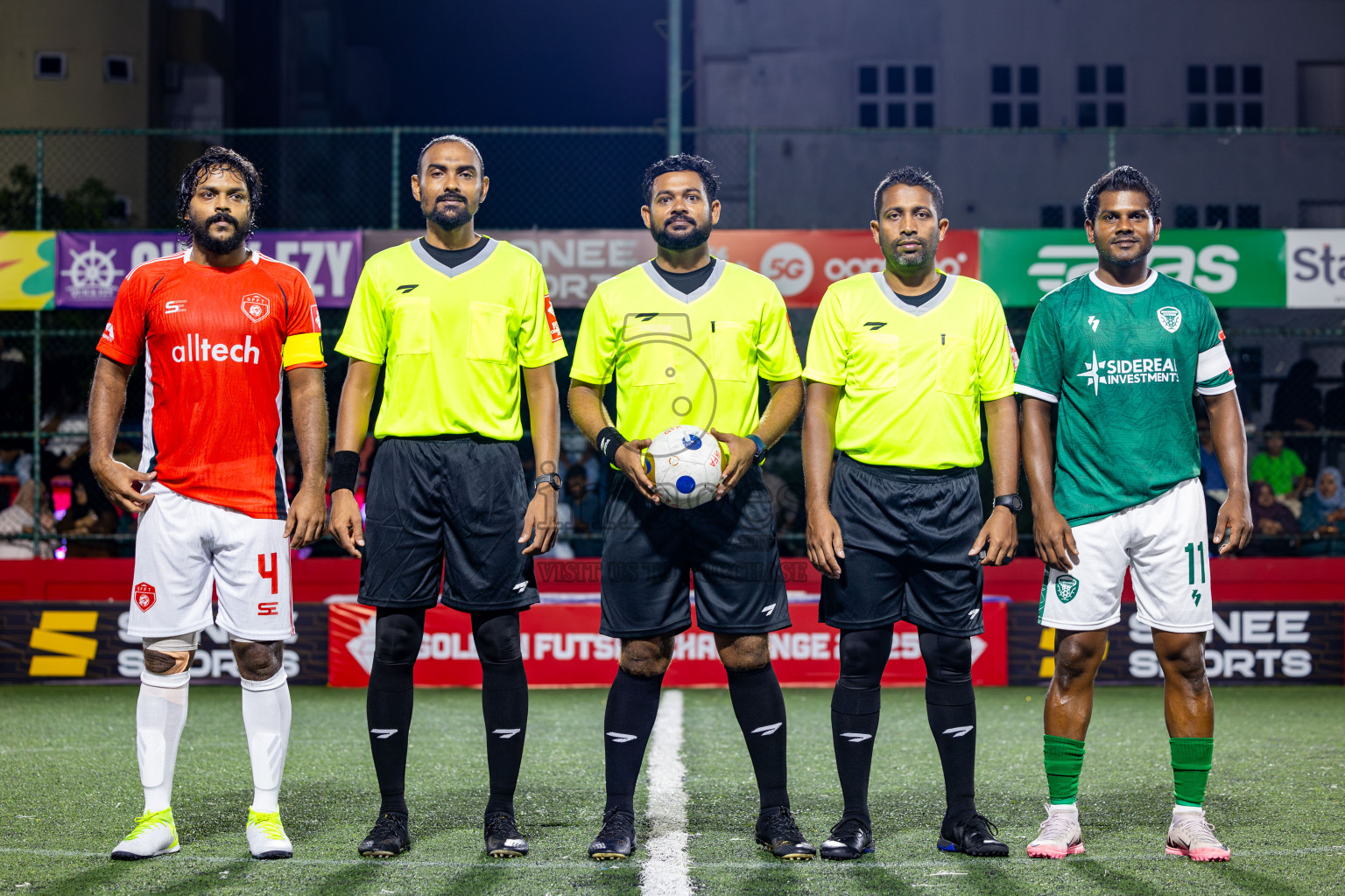 S Feydhoo VS S Maradhoofeydhoo in Day 7 of Golden Futsal Challenge 2025 was held on Saturday, 11th January 2025, in Hulhumale', Maldives Photos: Nausham Waheed / images.mv