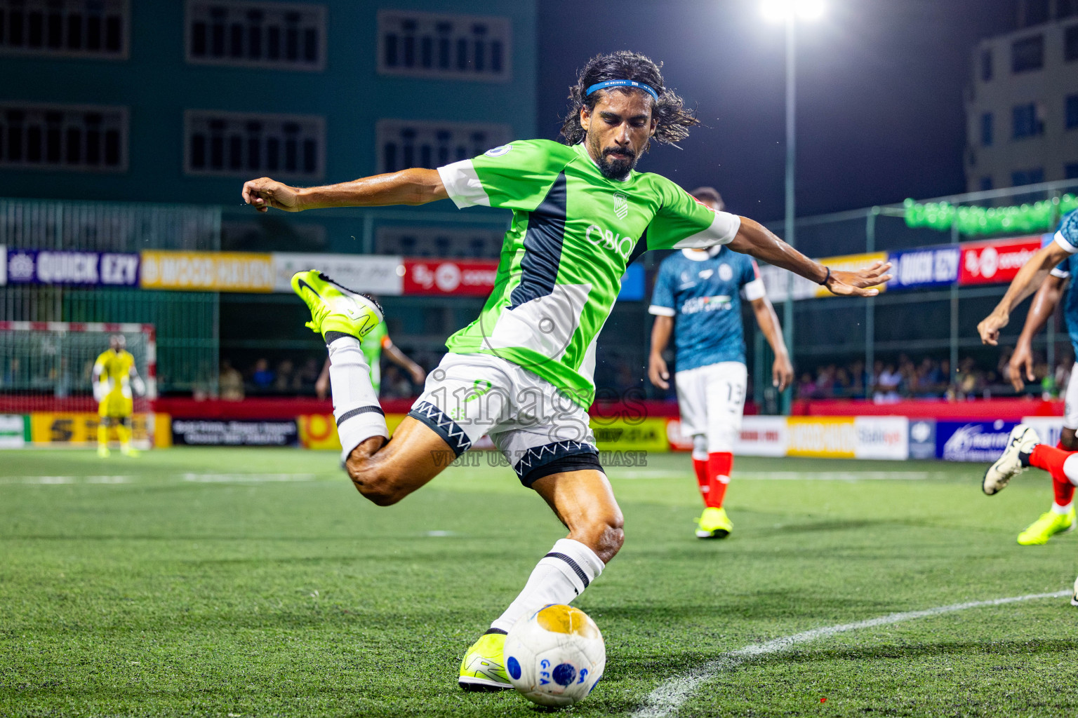 Hdh Naivaadhoo VS Hdh Nolhivaram in Day 9 of Golden Futsal Challenge 2025 was held on Monday, 13th January 2025, in Hulhumale', Maldives Photos: Nausham Waheed , Ismail Thoriq / images.mv